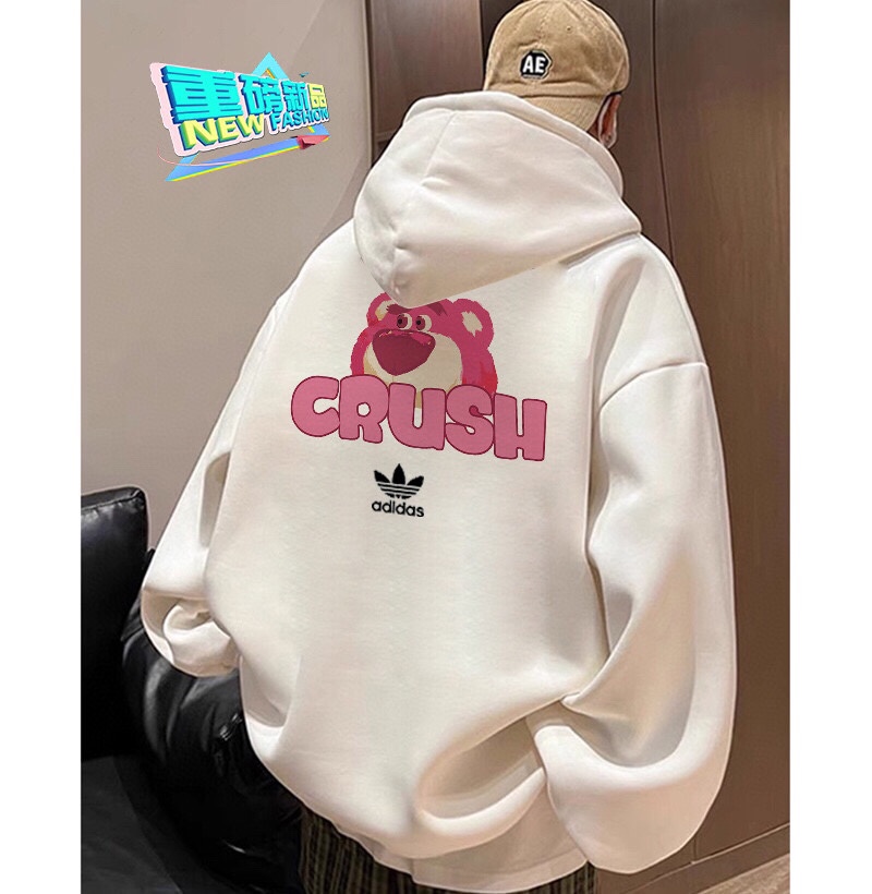 💰205
Adidas Original 三叶草迪士尼草莓熊联名 LOTSO 阿迪达斯 宽松休闲连帽卫衣 男女同款 情侣款
💡:帽绳如不喜欢,可自行抽出拆卸,廓形帽衫玩转不同穿法。
设计灵感:
草莓熊大图案,萌化少女心。
色彩明艳,抢眼吸睛。
简约版型,百搭出彩,内搭外穿均可。
面料工艺:
1.甄选320g新氧棉面料,触感细腻柔滑,吸湿透气,柔软自带支撑感。
2.弹力罗纹收口,后领保形织带,有效防止肩部坍塌和变形。
4.显瘦双肩线领口,贴肤面透气舒适。
5.下摆双排车缝线做工精细,缝合自然,公正有序。
6.双层帽子,厚实硬挺不软塌。
尺码数据:
M【170cm】:衣长70/胸围112/(适合130斤以内)
L【175cm】:衣长73/胸围118/(适合160斤以内)
XL【180cm】:衣长75/胸围124/(适合190斤以内)
注意⚠️:
落肩袖设计,版型偏大。
平时穿着效果偏合身的朋友建议选择小一个码数。