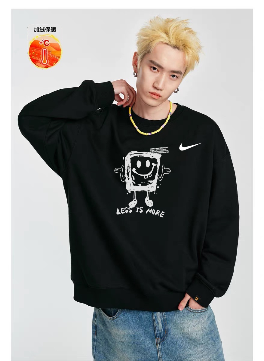 💰185
NIKE 耐克 Less Is More 表情包 加绒保暖圆领卫衣 男女同款
采用原版定制420g轻氧棉面料内里超重磅设定 银狐绒加绒内里 索温蓄热 不惧寒冷
搭配原版320g 2x2螺纹 高密拼接不易变形。
原版领标 吊牌 一应俱全 品质升级。
颜色:黑 白
尺码:M L XL(尺码表图9)
注:
落肩袖设计 版型偏大
平时穿衣习惯偏合身 建议选小一码