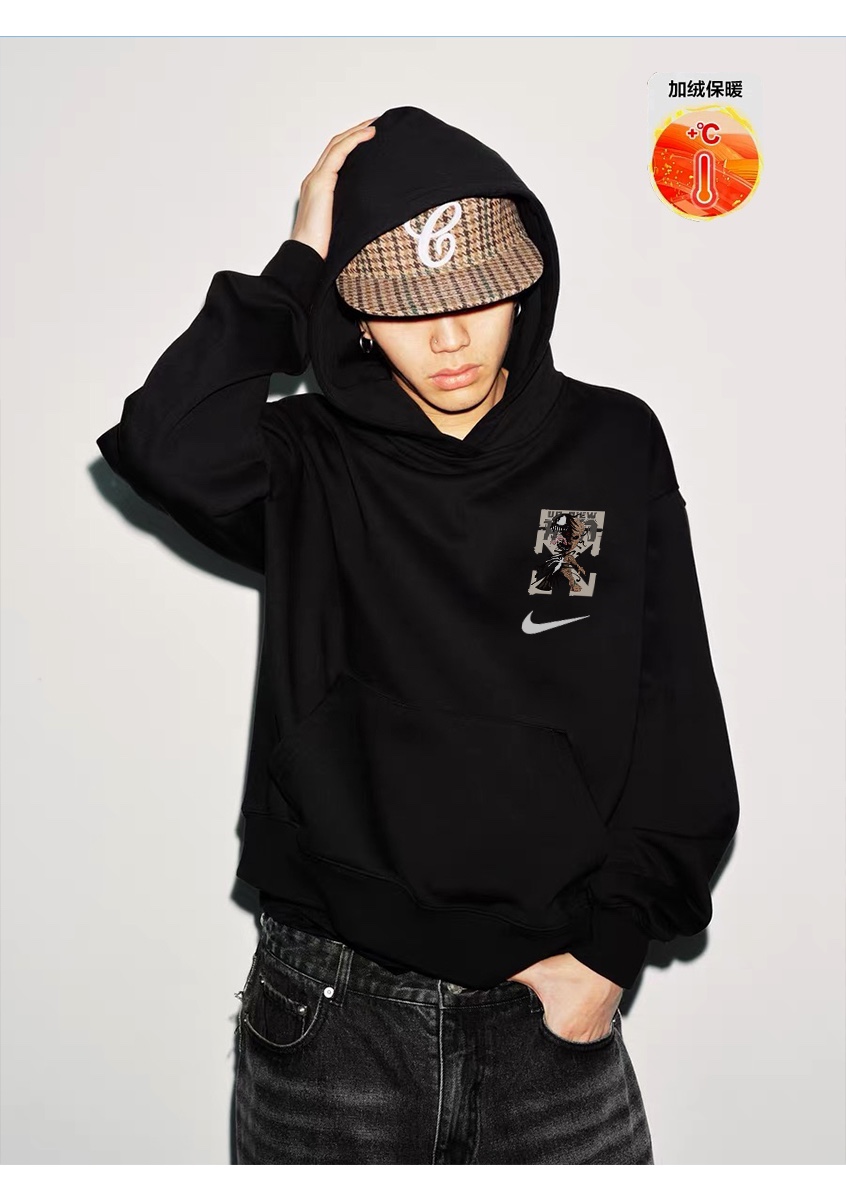 💰205
NIKE 耐克 漫威 格鲁特 加绒连帽卫衣 男女同款 情侣款
采用原版定制450g轻氧棉面料 内里超重磅设定 银狐绒加绒内里 索温蓄热 不惧寒冷
下摆双排车缝线 搭配原版350g 2x2螺纹
原版领标 吊牌 一应俱全 品质升级。
尺码数据:
M【170cm】:衣长70/胸围112/(适合130斤以内)
L【175cm】:衣长73/胸围118/(适合160斤以内)
XL【180cm】:衣长75/胸围124/(适合190斤以内)
💡:帽绳如不喜欢,可自行抽出拆卸,廓形帽衫玩转不同穿法。