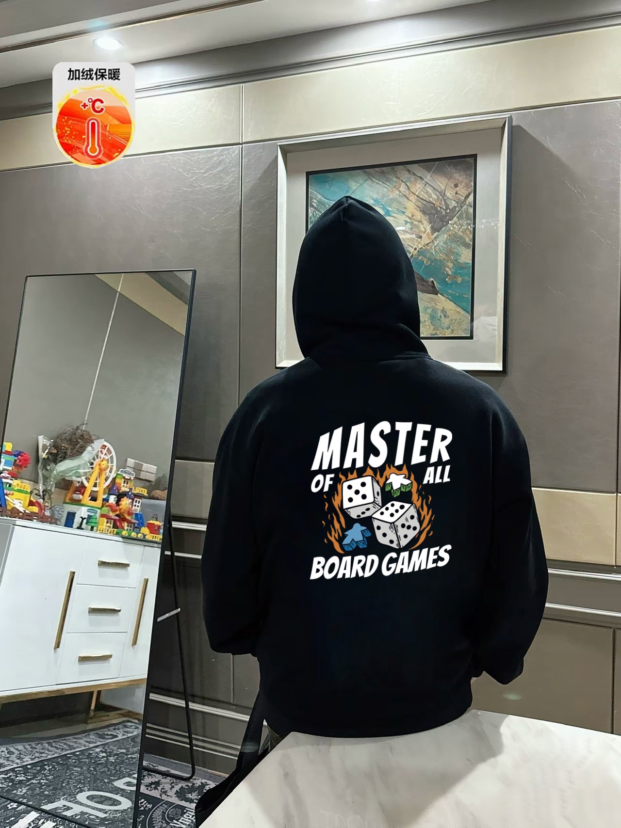 💰205
NIKE 耐克 骰子🎲复古 加绒加厚 连帽卫衣 男女同款 情侣款
采用原版定制450g轻氧棉面料 内里超重磅设定 银狐绒加绒内里 索温蓄热 不惧寒冷
下摆双排车缝线 搭配原版350g 2x2螺纹
原版领标 吊牌 一应俱全 品质升级。
颜色:黑色/白灰色
尺码数据:
M【170cm】:衣长70/胸围112/(适合130斤以内)
L【175cm】:衣长73/胸围118/(适合160斤以内)
XL【180cm】:衣长75/胸围124/(适合190斤以内)
💡:标配帽绳如不喜欢,可自行抽出拆卸,廓形帽衫玩转不同穿法。