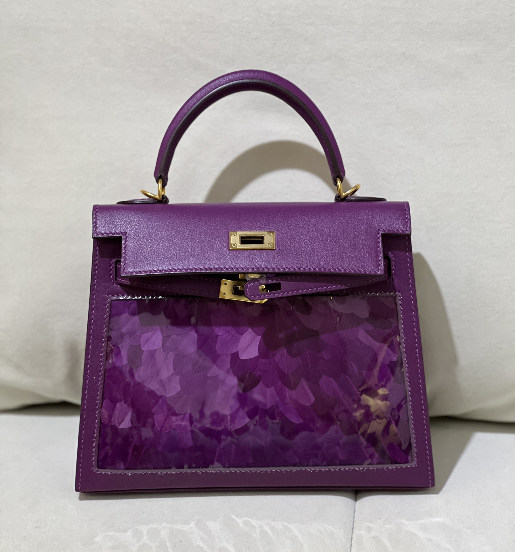 Kelly 25cm Swift Leather Bag with Feathers - Anemone Purple & Gold Hardware 5 i1730013123 2172 0