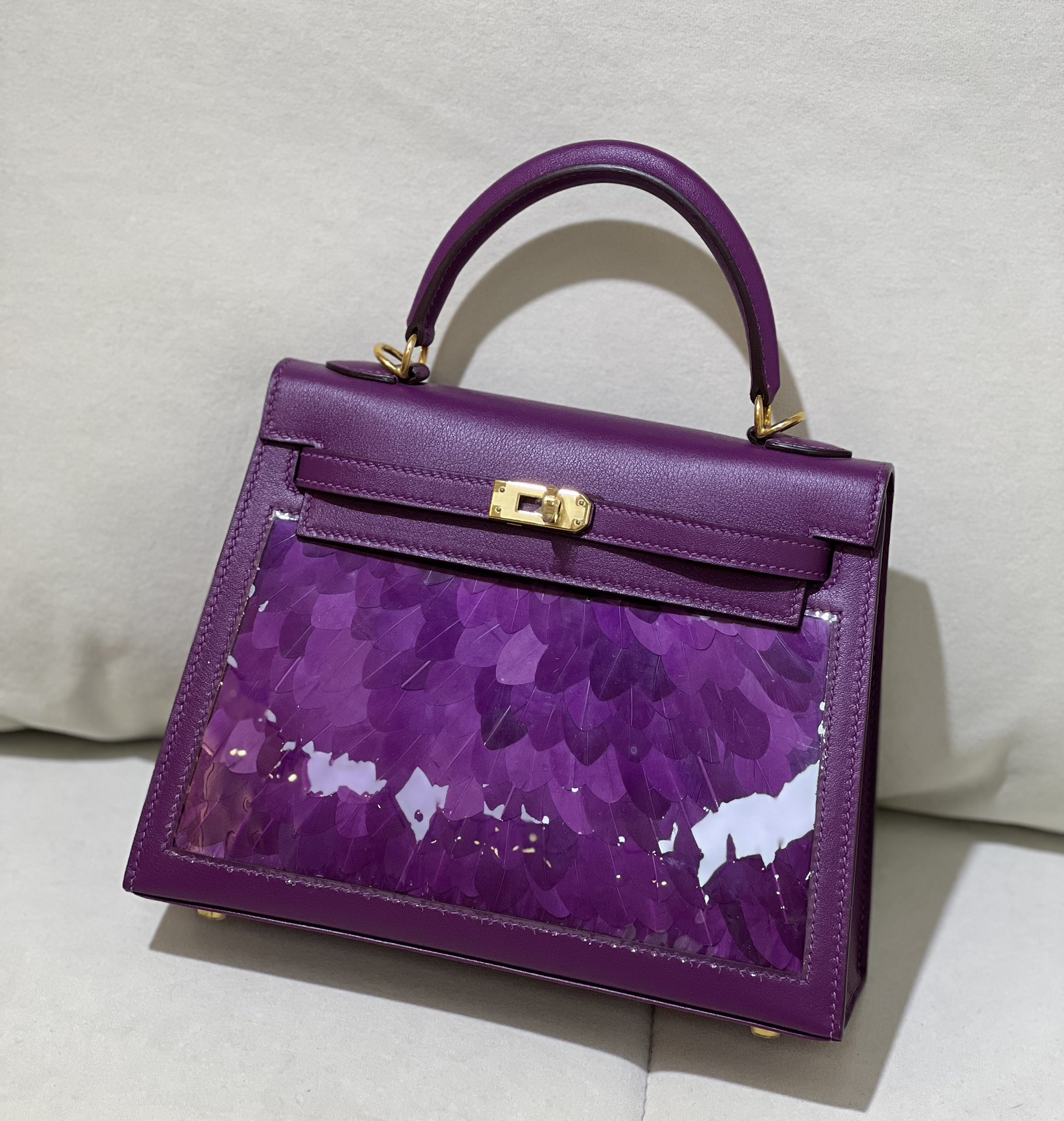 Kelly 25cm Swift Leather Bag with Feathers - Anemone Purple & Gold Hardware 3 i1730013123 5760 3