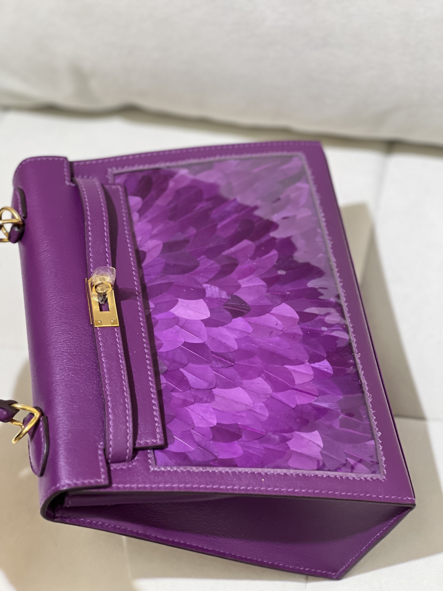 Kelly 25cm Swift Leather Bag with Feathers - Anemone Purple & Gold Hardware 7 i1730013123 9497 5