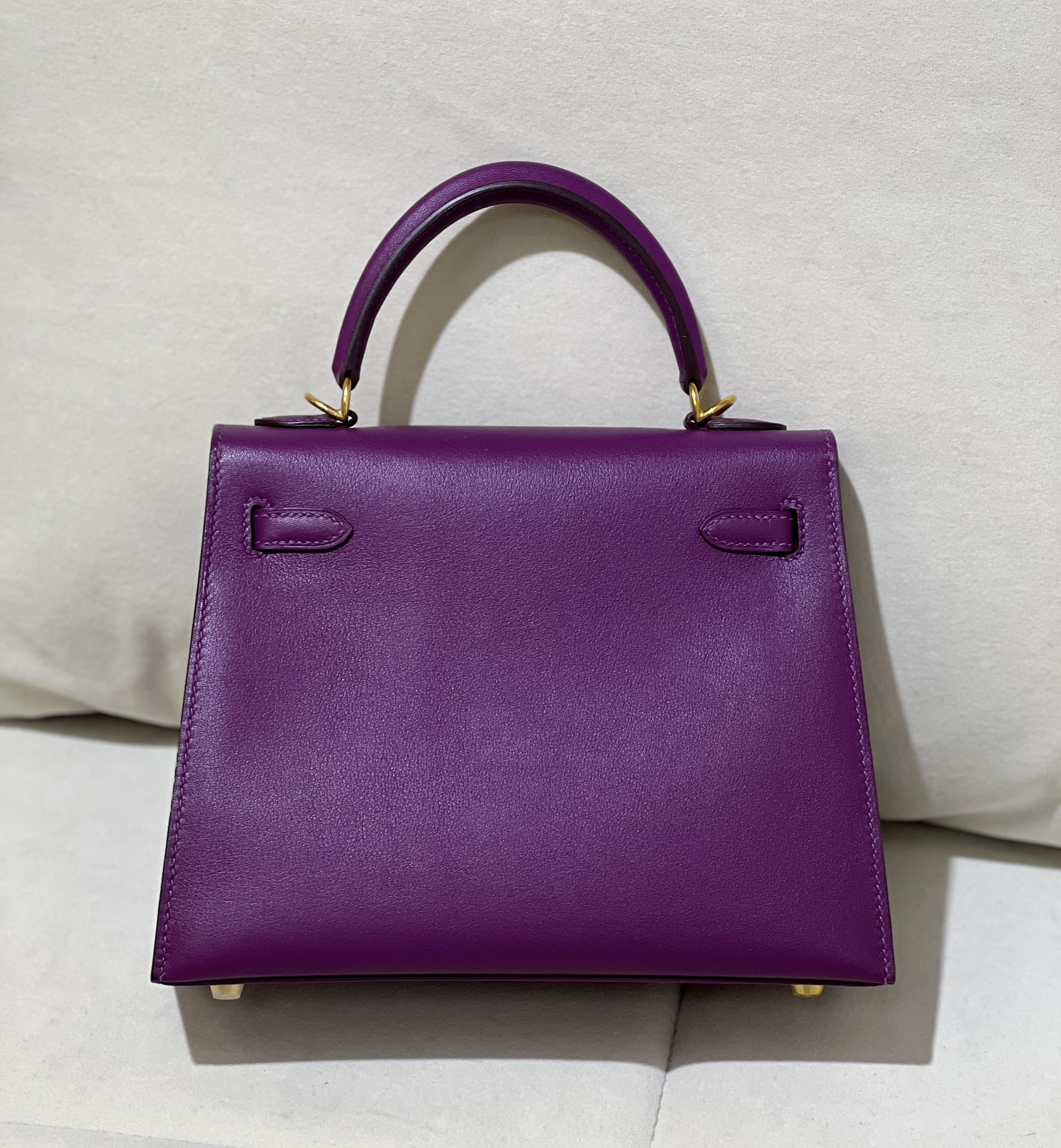 Kelly 25cm Swift Leather Bag with Feathers - Anemone Purple & Gold Hardware 4 i1730013124 6563 8