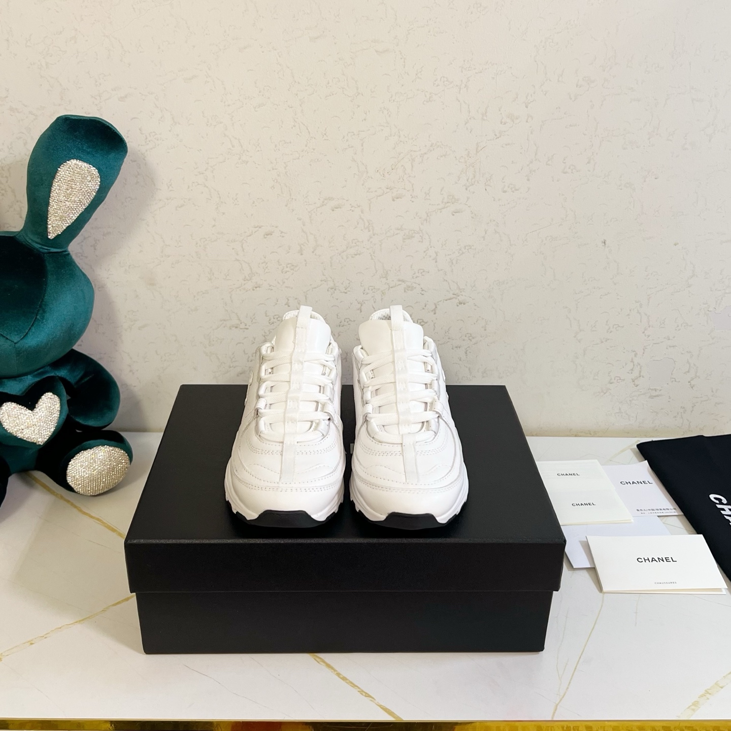 NO:789254,, Chanel CHANEL 2026 new fashion casual style, favorite of celebrity bloggers, original cowhide + mercerized cowhide + original breathable fabric, original mesh fabric inside, soft and comfortable, original wear-resistant outsole, 35-40 (41 customized), casual shoes/sports shoes, chanel, chanel, sneakers, cowhide19860909,香奈儿CHANEL2026新款时尚休闲款,明星博主最爱,原版牛皮+丝光牛绒+原版透气面料,内里原版网布面料,柔软舒适,原版耐磨大底,35-40（41定制）,休闲鞋/运动鞋,chanel,chanel,sneakers,cowhide,Women's Shoes