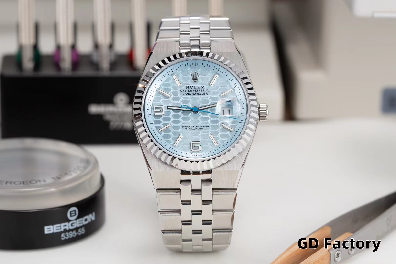 שעון Rolex Land-Dweller בצבע ביתי שניות מפאת במיוחד 2 a1752683290958 0760
