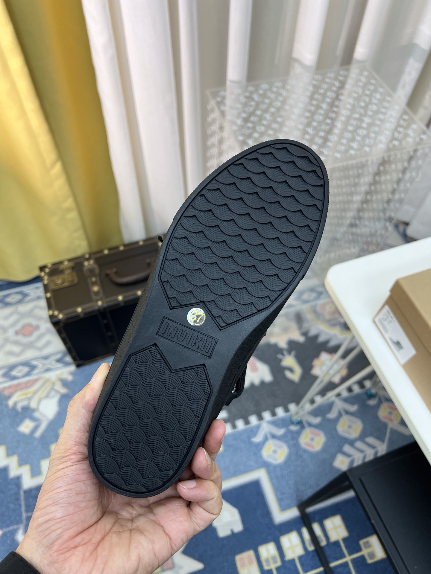 “INUIKII 2023 High-End Snow Boots: Genuine Leather, Real Wool, Durable Rubber Sole” - 图片 7