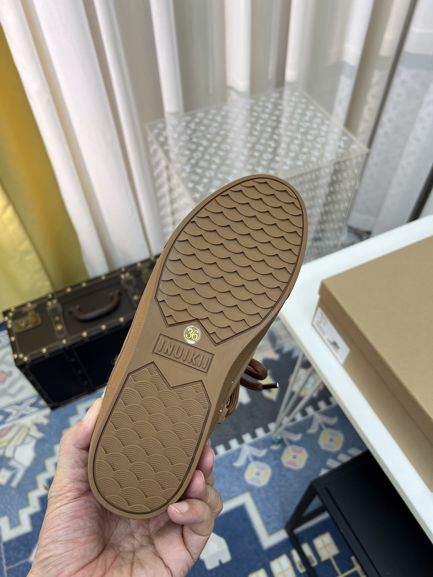 “INUIKLL2023s High-End Snow Boots: Genuine Leather, Wool Lining, Durable Rubber Sole” - 图片 9