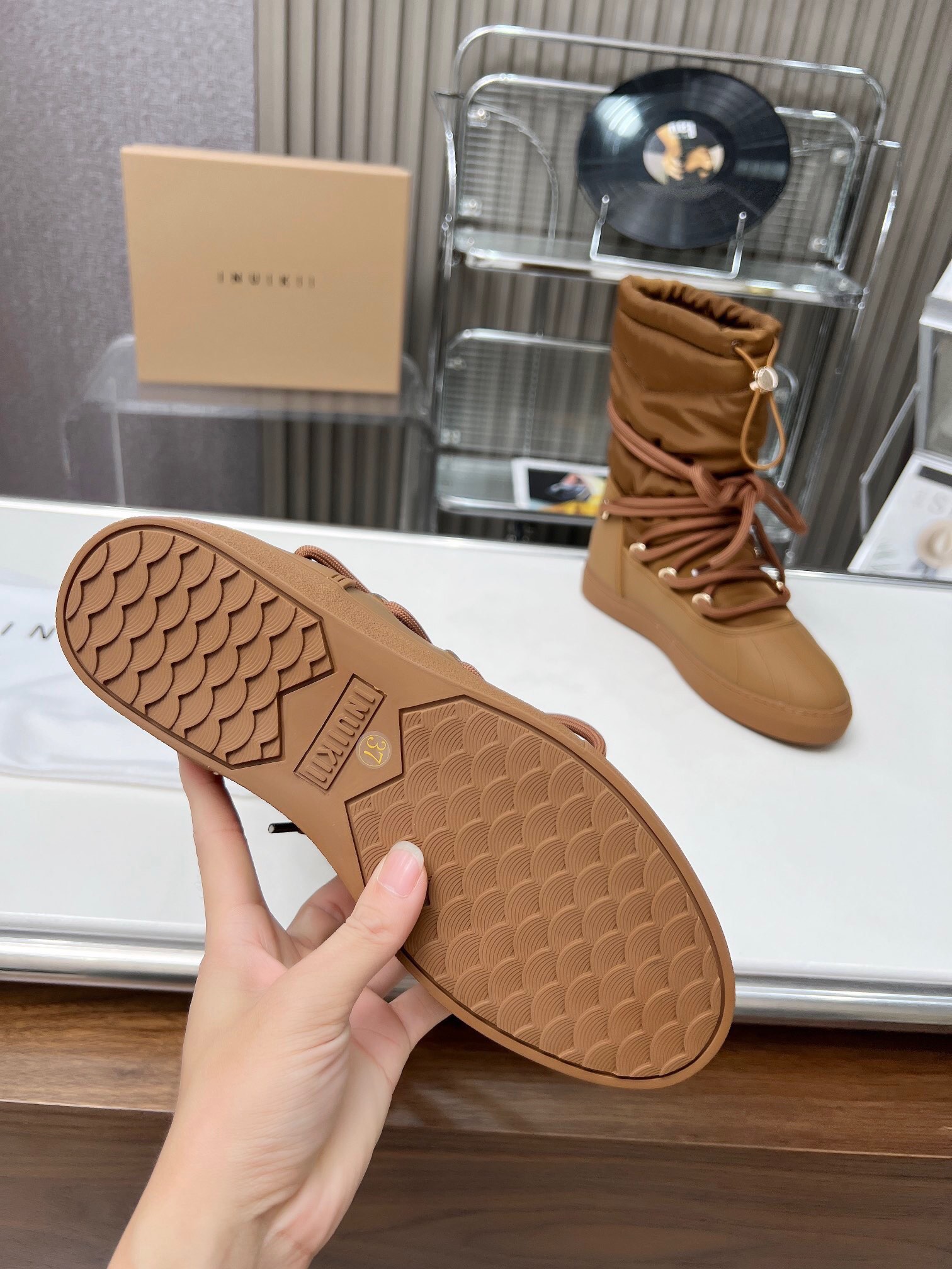 High-End Waterproof Snow Boots with Real Wool and Rubber Sole – INUIKLL2023s P850 Summary - 图片 6