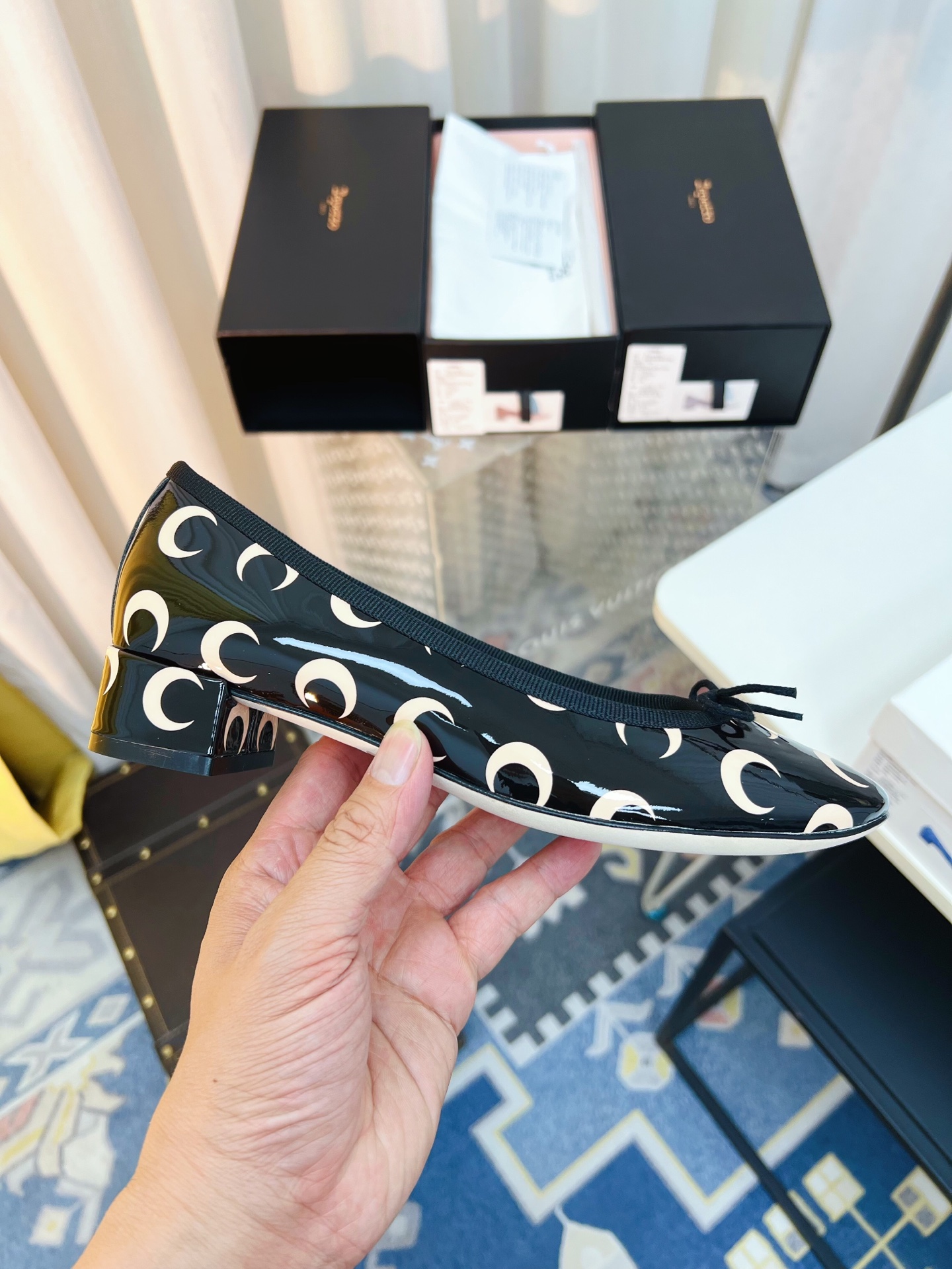 MarineSerre Collaborates with Repetto on New 2025 Spring/Summer Collection - 图片 8