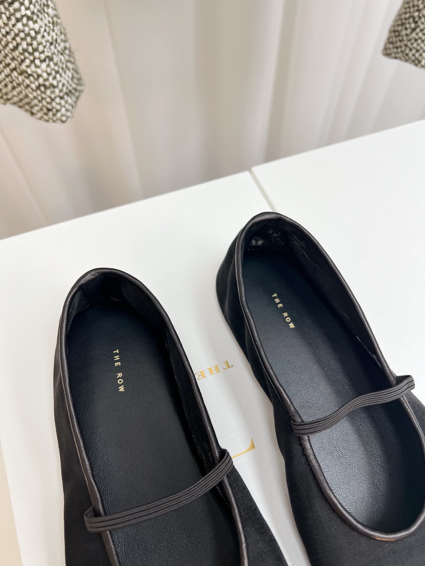 New French-Style Gauze Flat Shoes with Sheepskin Insoles and Dropping Glue Soles - 图片 3
