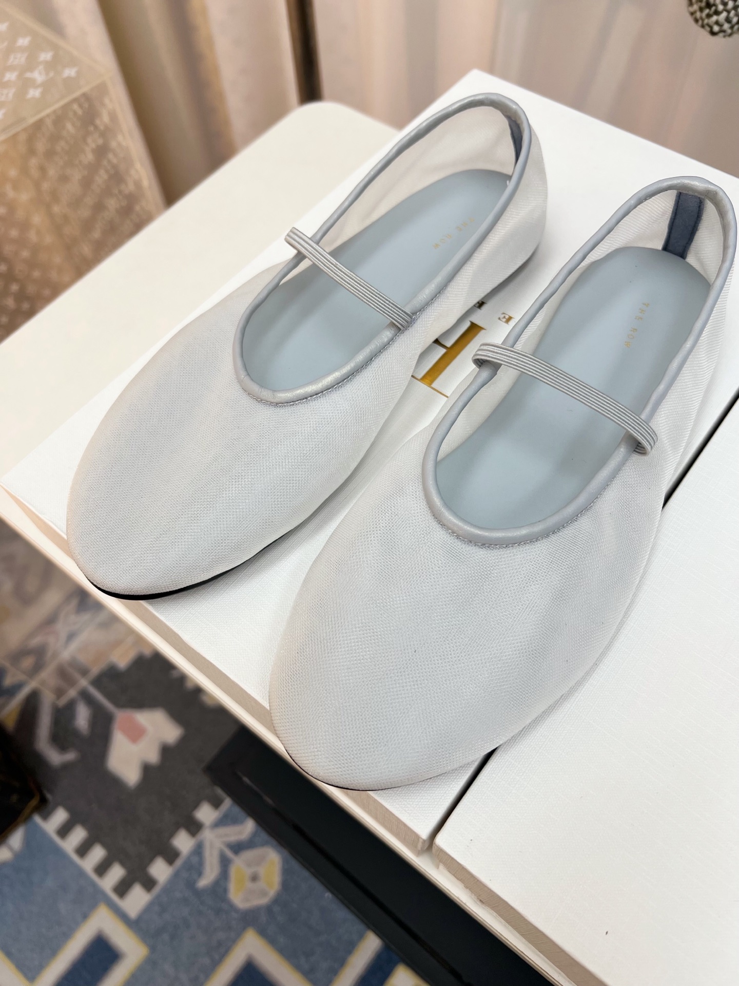 New French-Style Gauze Flat Shoes with Ventilation and Sheepskin Insoles – P425 Summary - 图片 4
