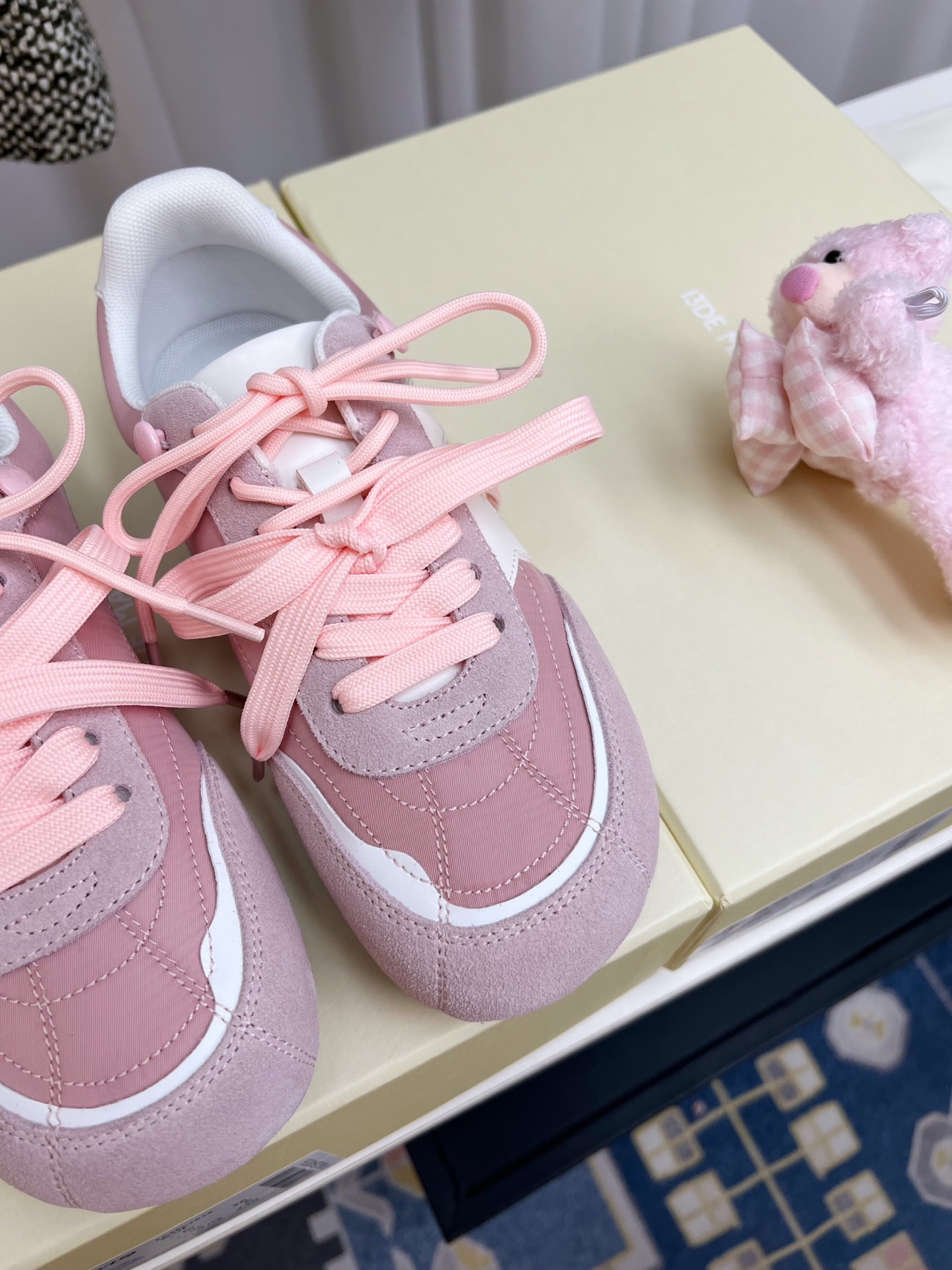 Designer Sneakers