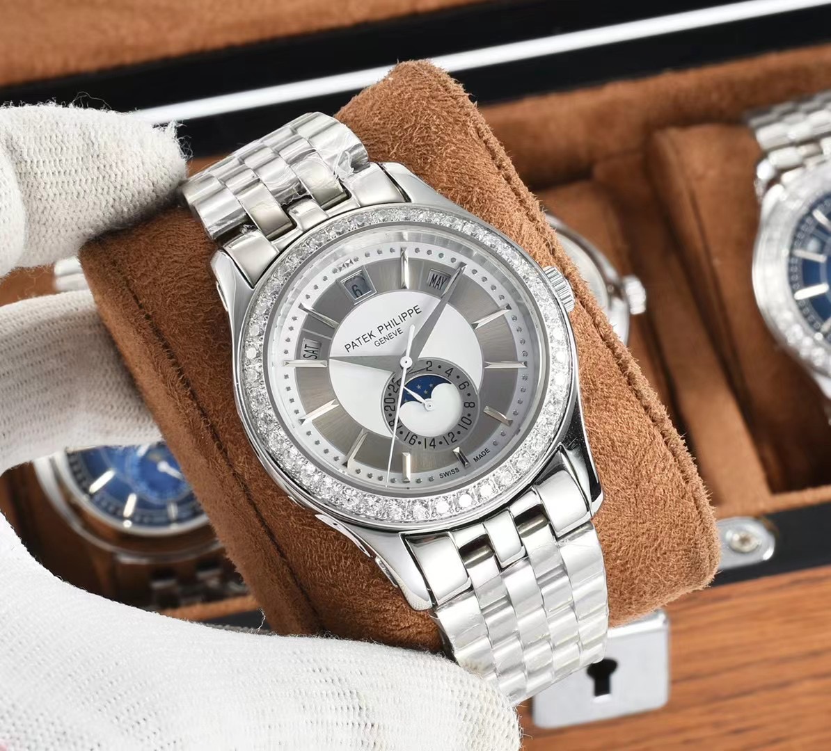 NO:726668,round diamond,19860909圆钻,,Watch