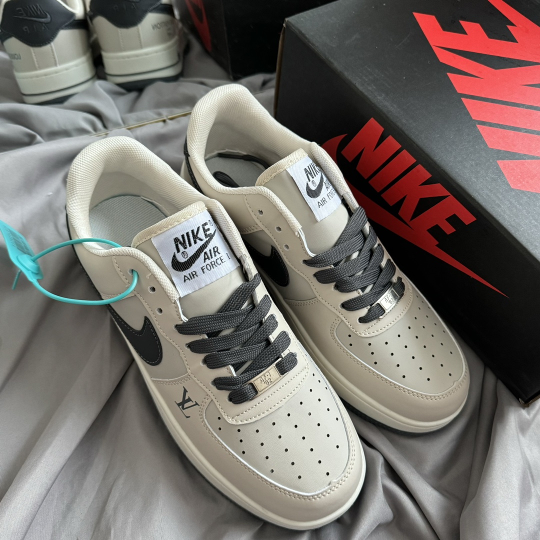 万胜出厂价:67💰空军一号♻️二层皮系列,原盒真标 Nk Air Force 1 Low AF1 空军一号低帮 LV灰色 码数36-44 男女现货