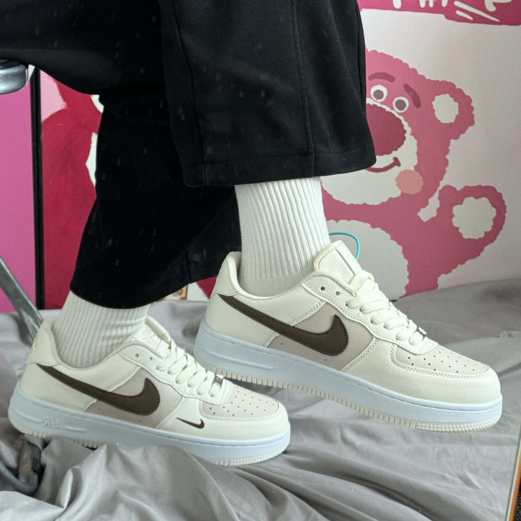 万胜出厂价:67💰空军一号♻️二层皮系列,原盒真标 Nk Air Force 1 Low AF1 空军一号低帮 奶茶棕 码数36-44 男女现货