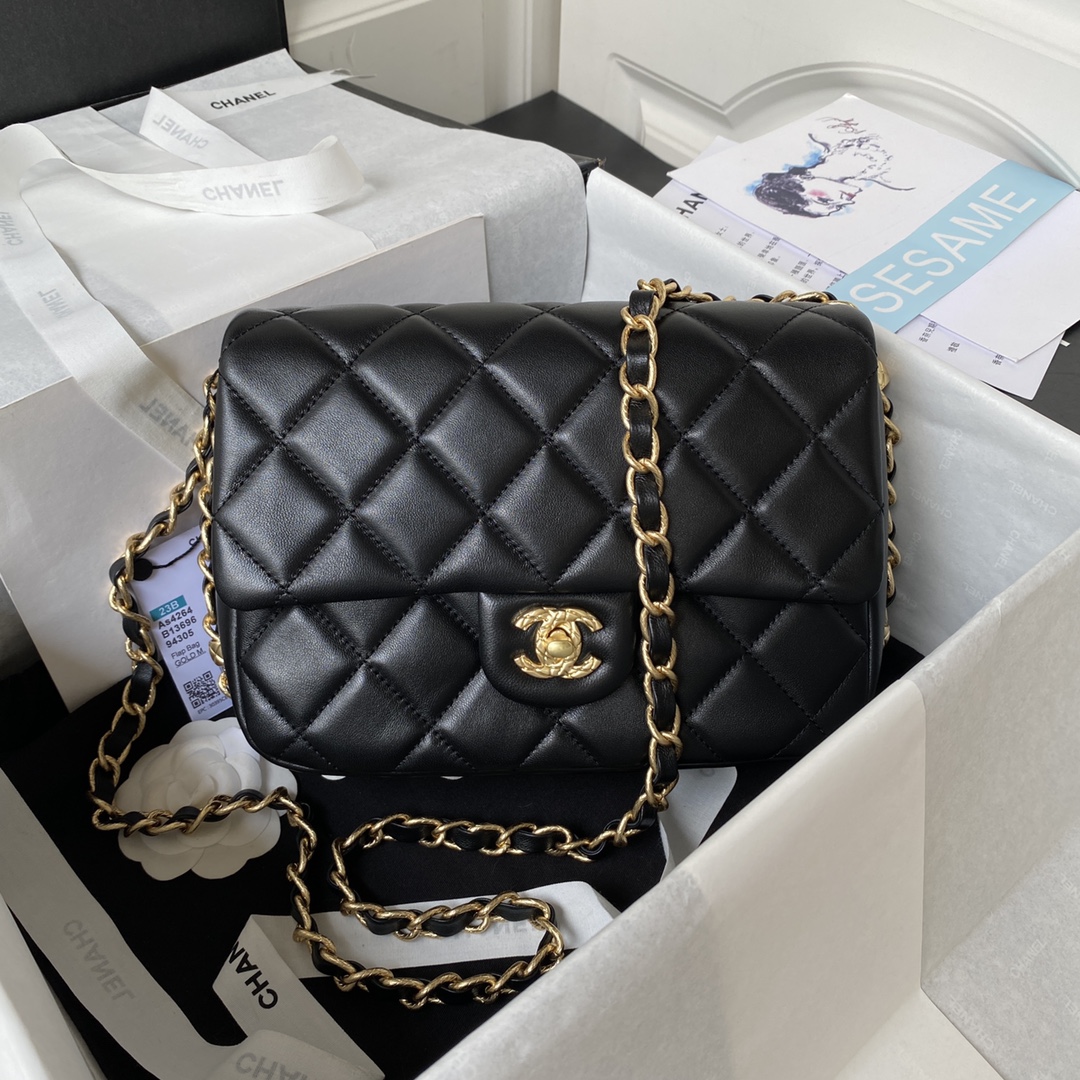 Chanel Crossbody & Shoulder Bags Black White Chains