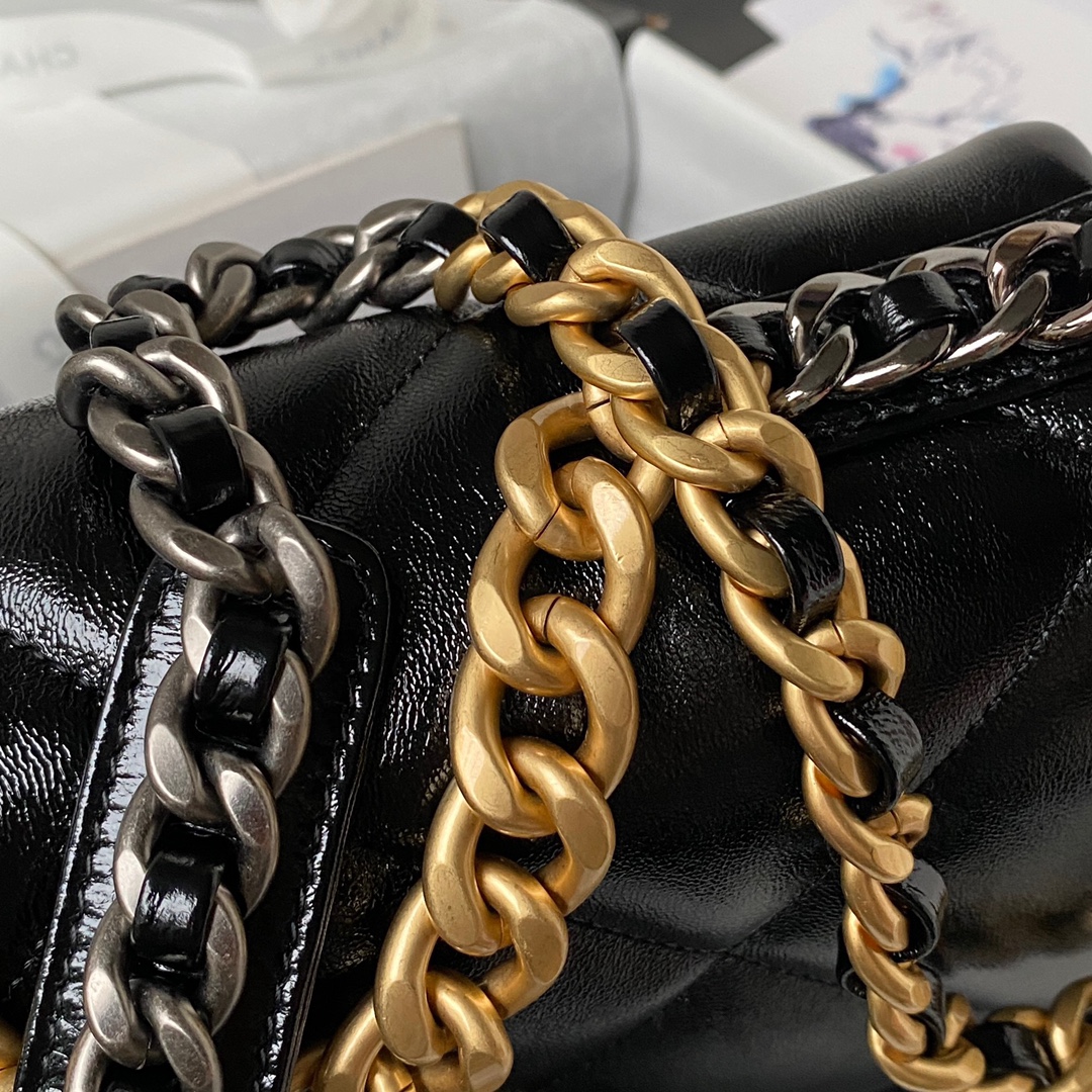 Chanel Luxury Handbag Collection 4
