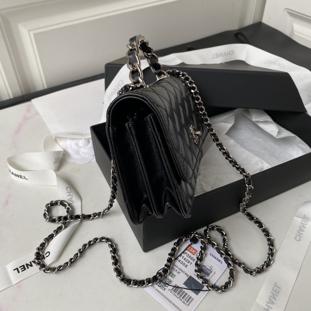 Chanel Luxury Designer Handbag Shoulder Bag in fine calfskin 4