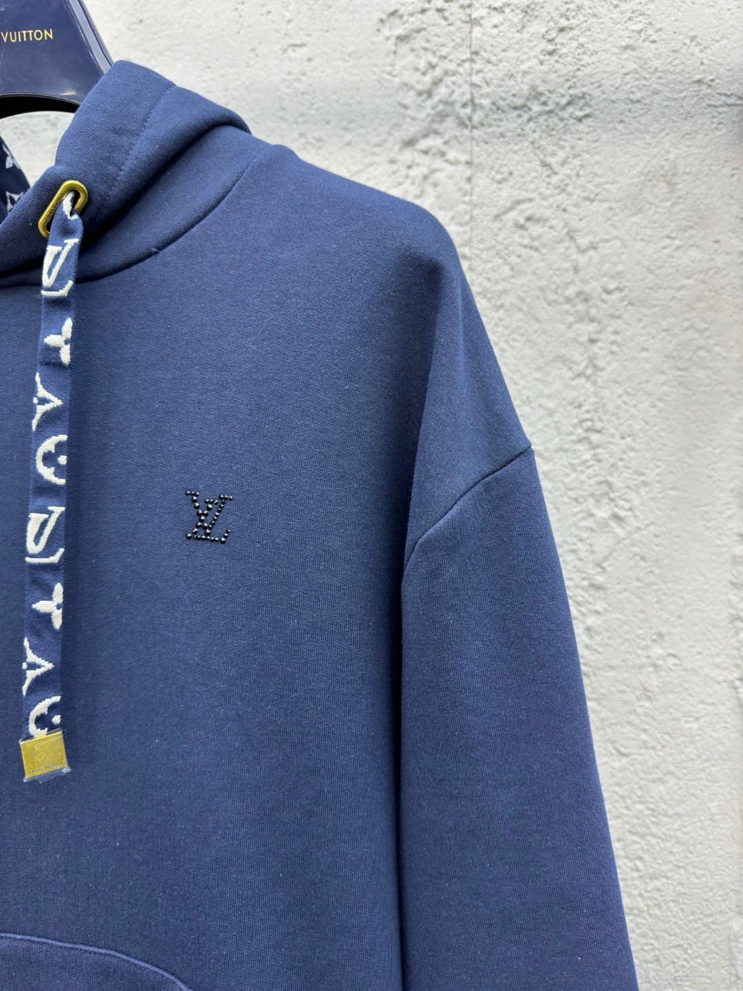 LOUIS VUITTON 小标logo连帽卫衣 5