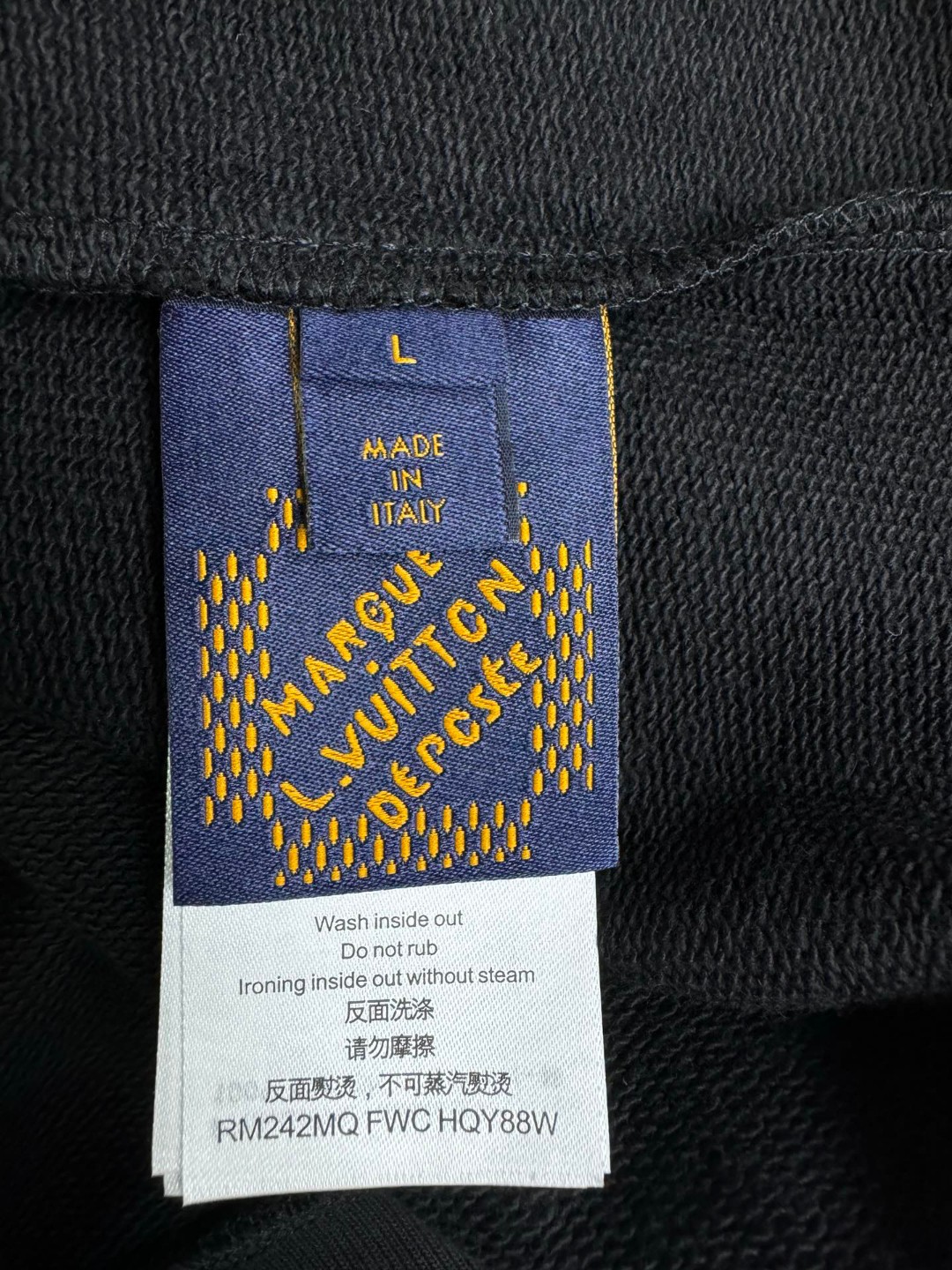 LOUIS VUITTON 铆钉珍珠卫衣 9