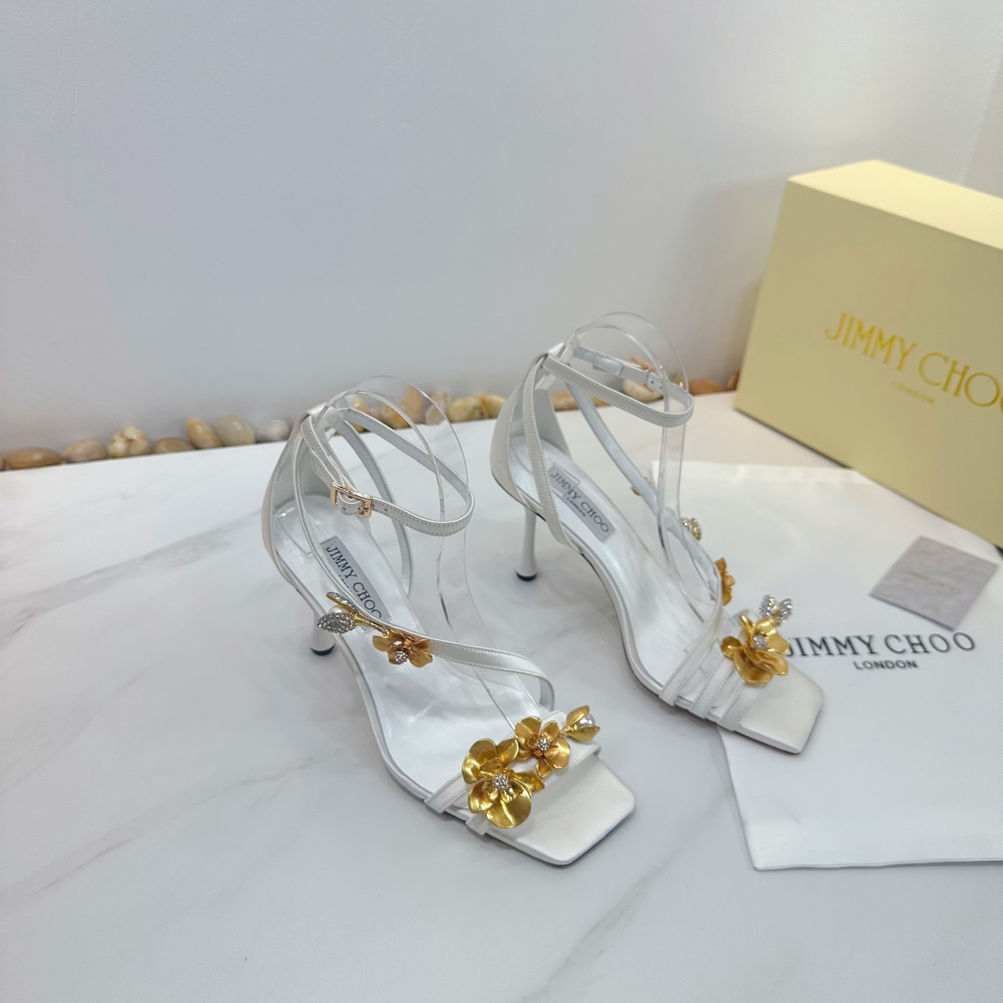 NO:231212,JIMMY CHOO is a very comprehensive and noble fashion lifestyle brand. The same strap for women's high heels, medium heels, flat heels, and hollow sandals series for major fashion bloggers and celebrities in Hong Kong and the United States. Australian pointed toe round toe, square toe series, is simply beautiful. Falling in elegance and playful futuristic sense, you can just take a look and want to have it immediately, but you can think of a pair of exquisite high heels~~~~~~~~~~~~~~~~~~~~~~~~~~~~~~~~~~~~~~~~~~~~~~~~~~~~~~~~~~~~~~~~~~~~~~~~~~~~~~~~~~~~~~~~~~~~~~~~~~~~~~~~~~~~~~~~~~~~~~~~~~~~~~~~~~~~~~~~~~~~~~~~~~~~~~~~~~~~~~~~~~~~~~~~~~~~~~~~~~~~~~~~~~~~~~~~~~~~~~~~~~~~~~~~~~~~~~~~~~~~~~~~~~~~~~~~~~~~~~~~~~~~~~~~~~~~~~~~~~~~~~~~~~~~~~~~~~~~~~~~~~~~~~~~~~~~~~~~~~~~~~~~~~~~~~~~~~~~~~~~~~~~~~~~~~~~~~~~~~~~~~~~~~~~~~~~~~~~~~~~~~~~~~~~~~~~~~~~~~~~~~~~~~~~~  35-39 (34.40.41.42. Customized), high heels, jimmy choo, jimmy choo, sandals, high heels, sheepskin, real silk, Leather soles19860909JIMMY CHOO(吉米周)  是一个非常全面之尊贵时尚生活品牌, 香港,美国等大时尚博主及明星的同款表带女士高跟,中跟,平跟后空凉鞋系列. 澳大利亚尖头 圆头,方头系列、简直是美上天了,爱上优雅、爱上俏皮的未来感,光看一眼便想马上拥有,但一双精致的高跟鞋确是可以想想滴～～～～～～～～～～～～～～～～～ 该系列专为超凡绝伦、无所谓的女士而设计,从而打造出别致的整体效果,Jimmy Choo 设计出激发女性一往无前的产品彰显魅力  1面料:进口真丝 2内里 进口意制小羊皮超级柔软细腻  3大底 进口意大利原版原色真皮大底 跟高8.5 4码数 35一39(34.40.41.42.定制),高跟鞋,jimmy choo,jimmy choo,sandals,high heels,sheepskin,real silk,Leather soles,Women's Shoes