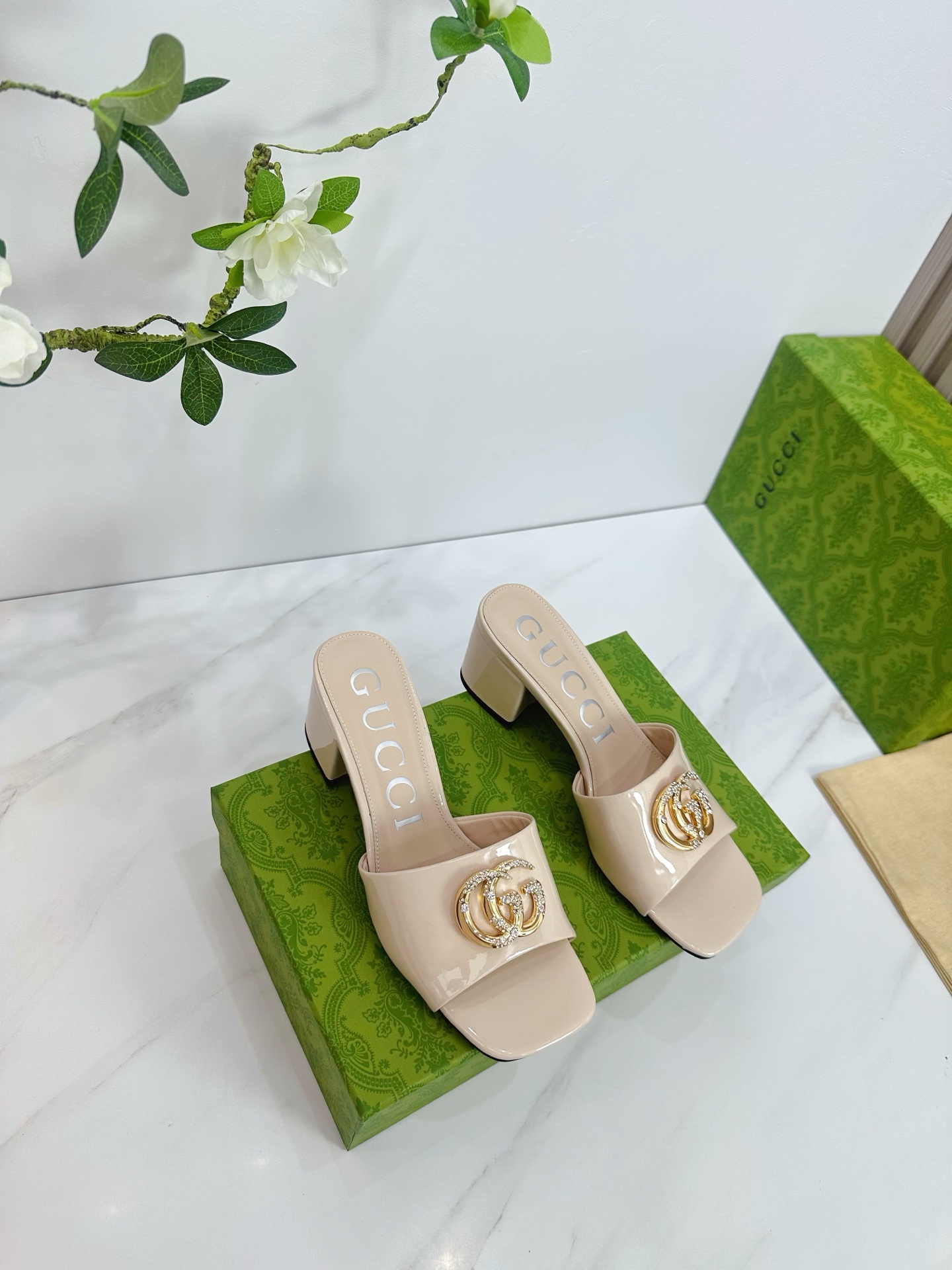 NO:407562,2025 SSS new SSS report [Gucci ~ Gucci * Qi] Original single quality Original European style ————————————————————————————————————————————————————————————————————————————————————————————————————————————————————————————————————————————————————————————————————————————————————————————————————————————————————————————————————————————————————————————————————————————————————————————————————————————————————————————————————————————————————————————————————————————————————————————————————————————————————————————————————————————————————————————————————————————————————————————————198609092025 SSS新款报到【Gucci～古*奇】原单品质 原汁原味的欧式风格  —————————— 上脚非常完美穿搭上配此鞋,优雅大方,晶莹剔透,无论种各配件材质,都是家独一比一定制,必到做原版零距离,整系个列都充了满令兴人奋意和外的元结素合,不同材的质,肌的理面的料表现,具有极的浓艺术气息. 1鞋面进口漆皮 2内里进口高级柔软羊皮 3大底意大利原版原色真皮大底 跟高5.5 4原贴垫标脚,原版全套包装,现货码数35M-39M(40.41.42.43)定做,拖鞋,gucci,slippers,sheepskin,Leather soles,Women's Shoes