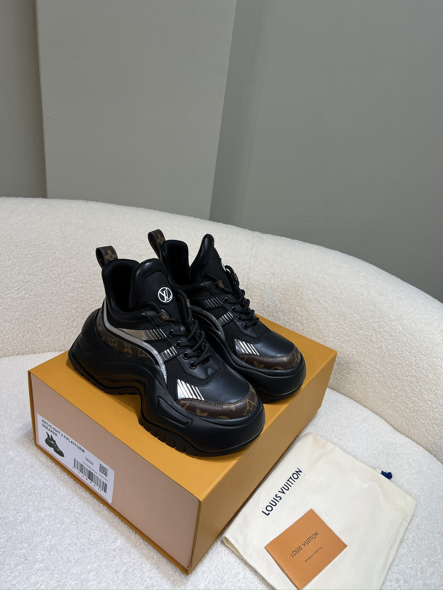 루이비통 신발 94341 Louis Vuitton Shoes