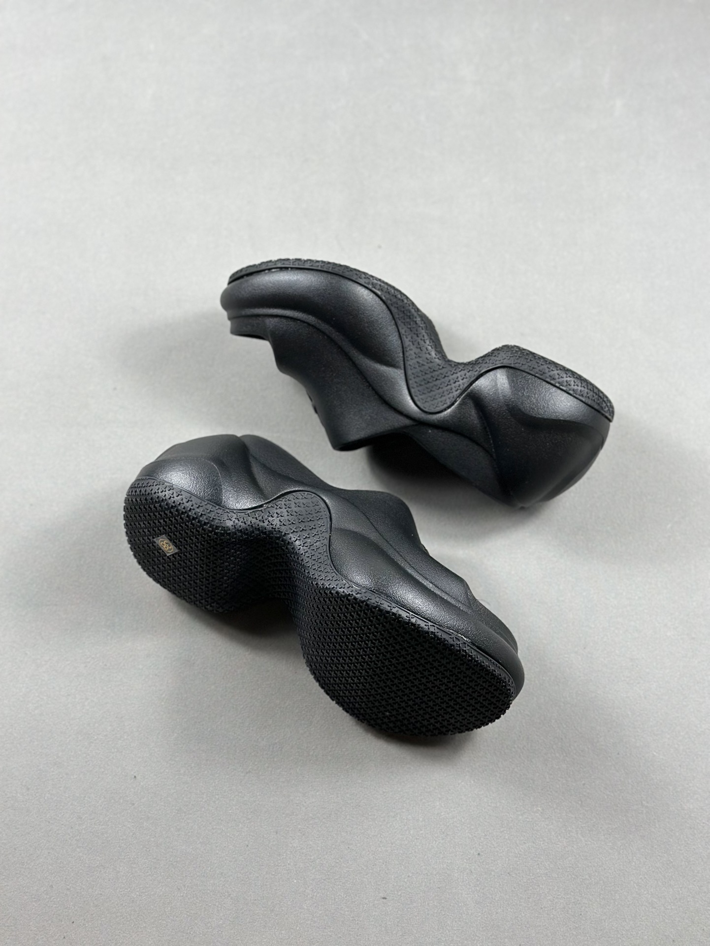 SMFK Compass height increase is [7.5 9.5 ] sports slippers