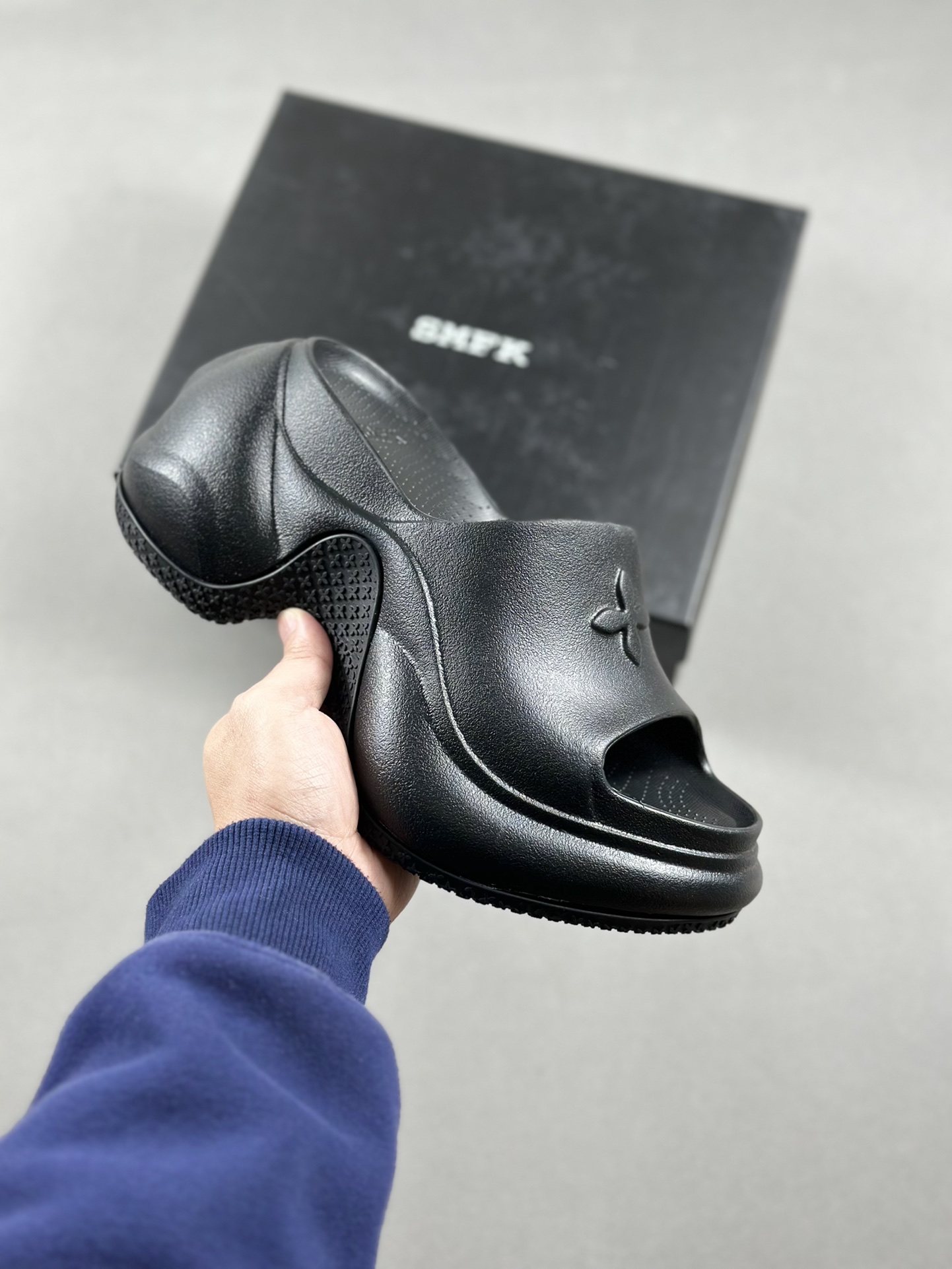 SMFK Compass height increase is [7.5 9.5 ] sports slippers