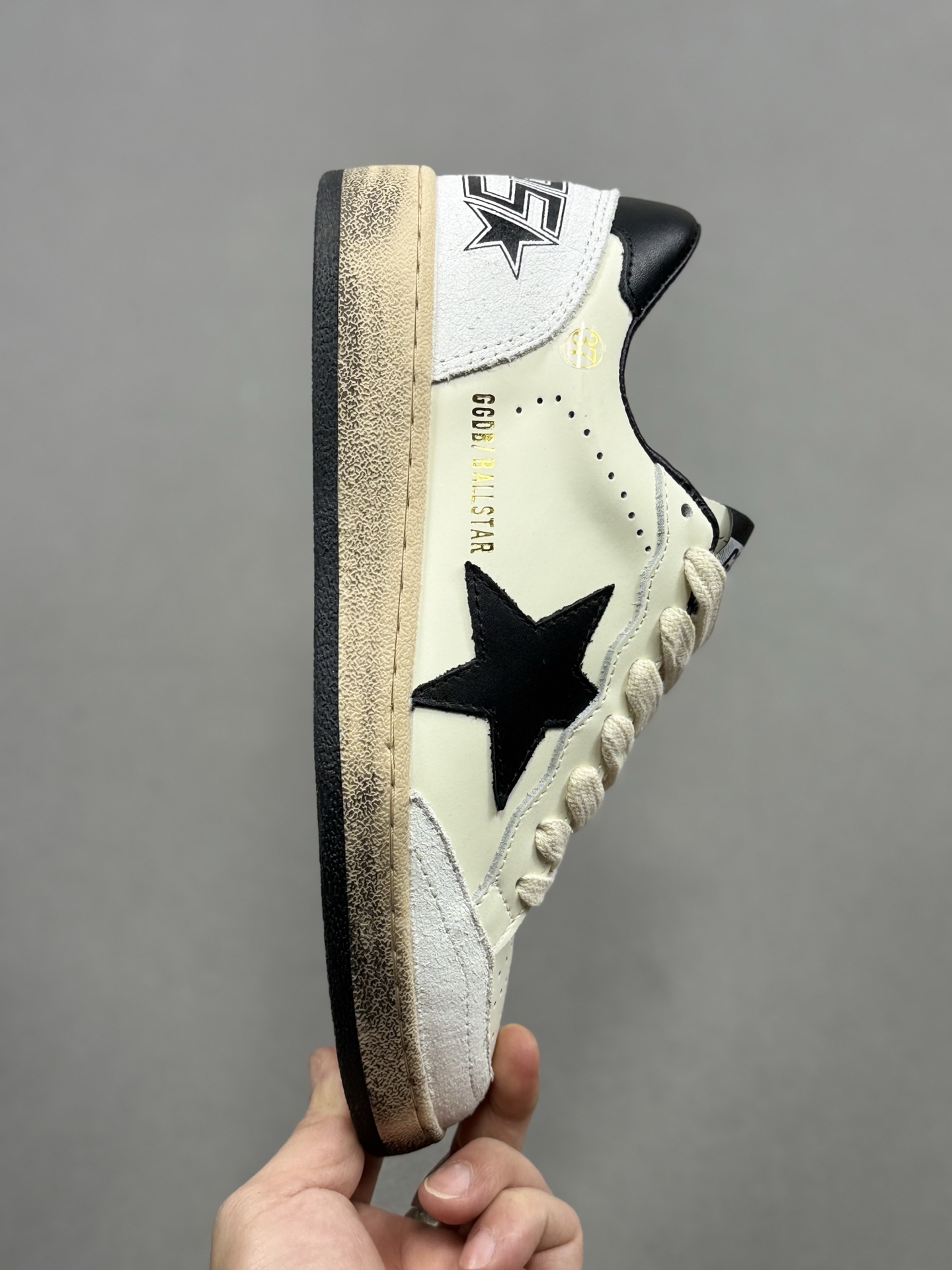 380 GGDB Golden Goose Super Star系列小脏运动鞋