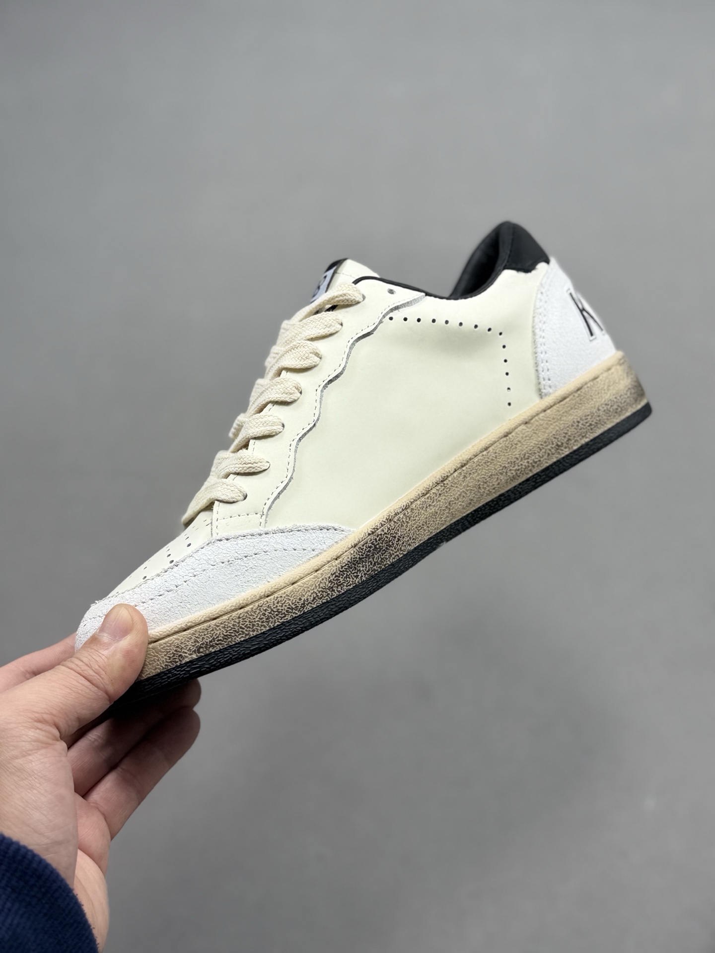 380 GGDB Golden Goose Super Star系列小脏运动鞋