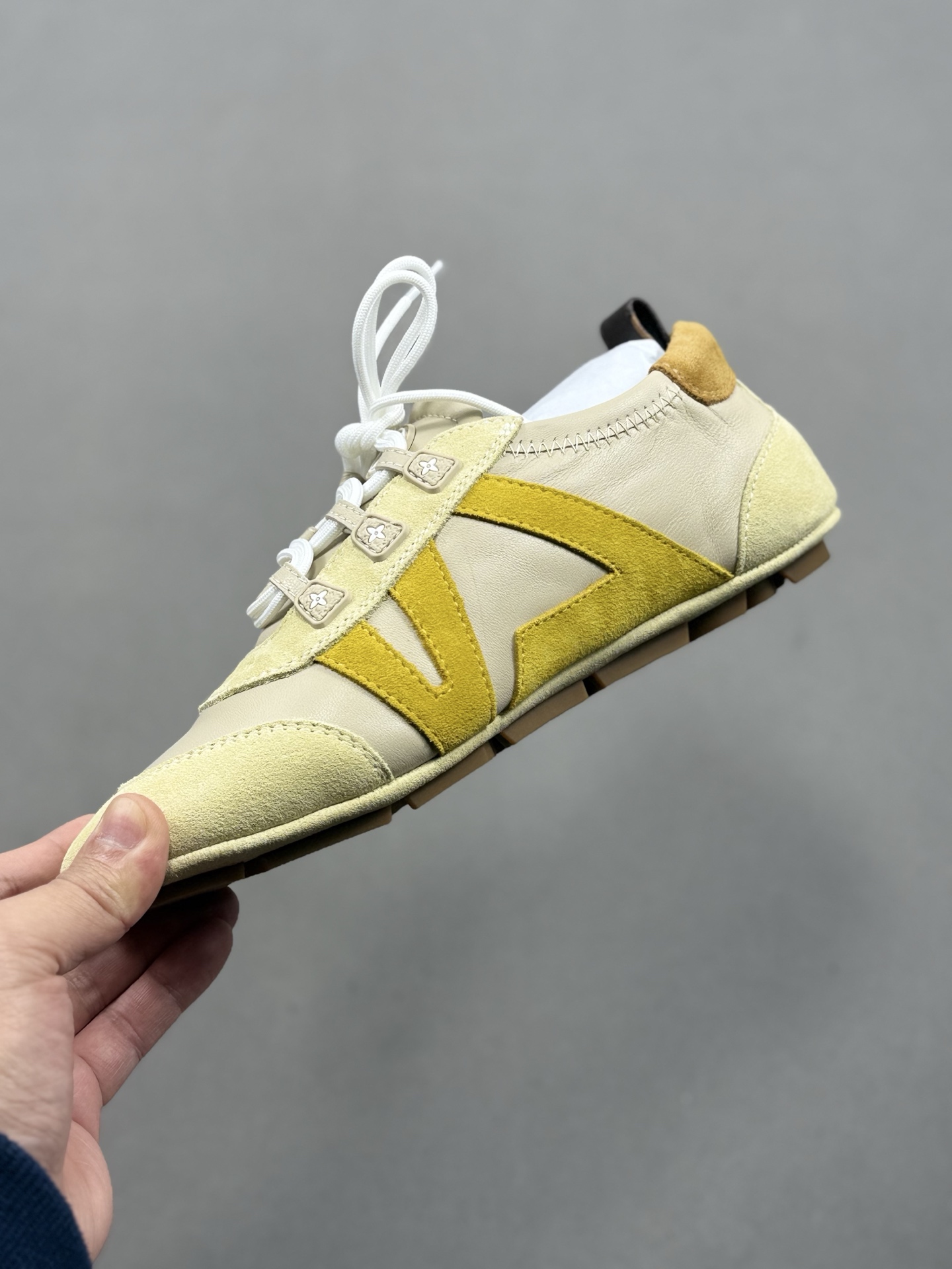 2025早春发布新款LOUIS VUITTON SneaKerina 德训鞋 芭蕾舞鞋-Chinese UA Cheap High Quatity Brand Clothes Bags handbags Sneakers wholesale wholesaler seller from China Factory suppliers Fashion Clothing Shoes best Quality Beautiful Price 2025早春发布新款LOUIS VUITTON SneaKerina 德训鞋 芭蕾舞鞋