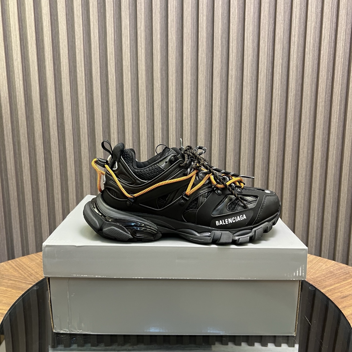 [Balenciaga Men