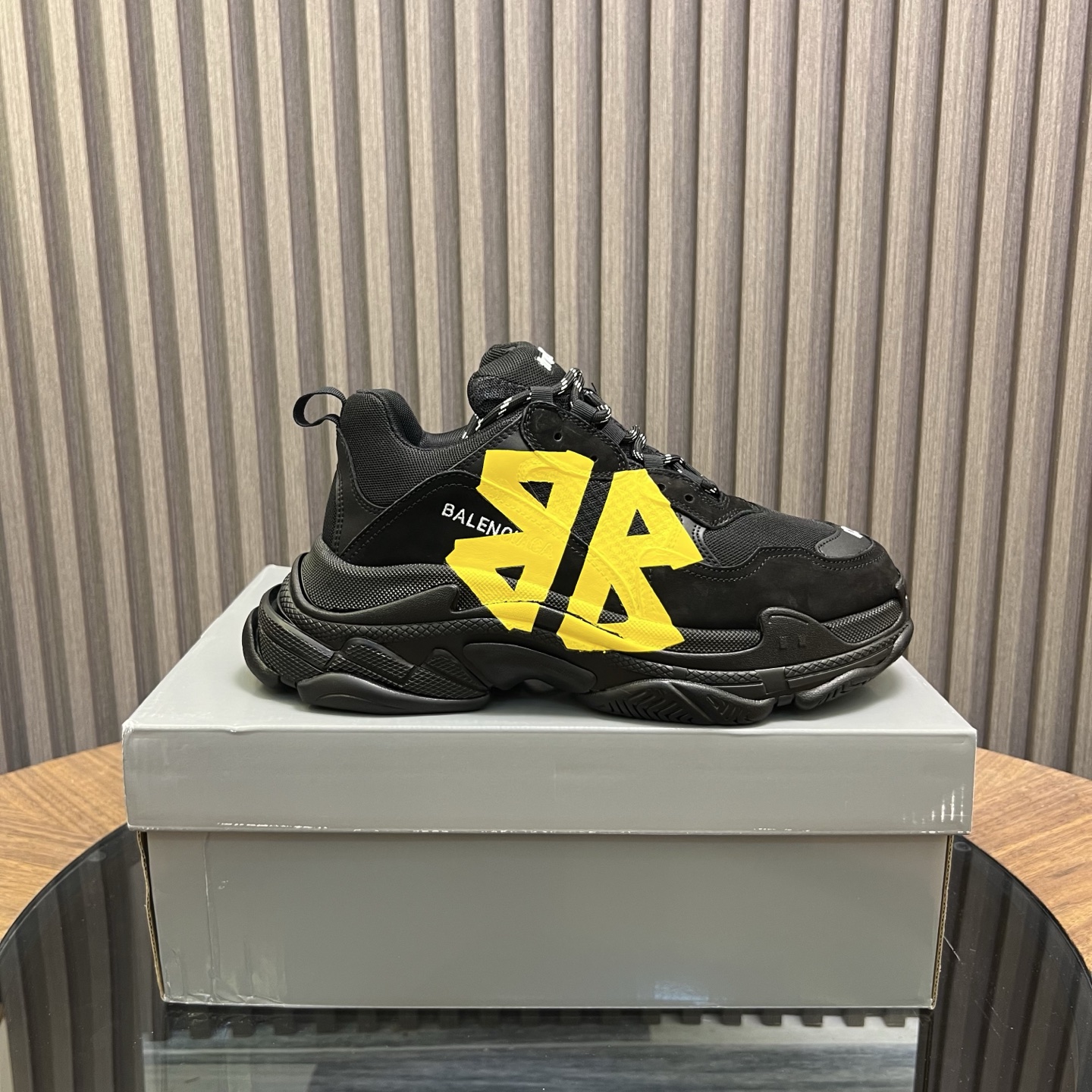 [Balenciaga Men
