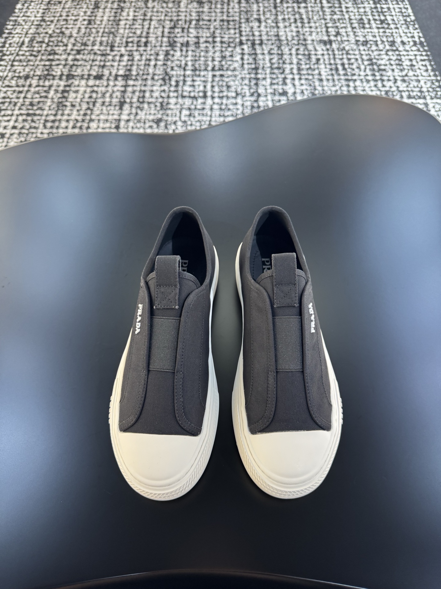 NO:349325,P home new style cloth shoes breathable and comfortable, 38-44,19860909P家 新款 布鞋透气舒服,38-44,,Men's shoes