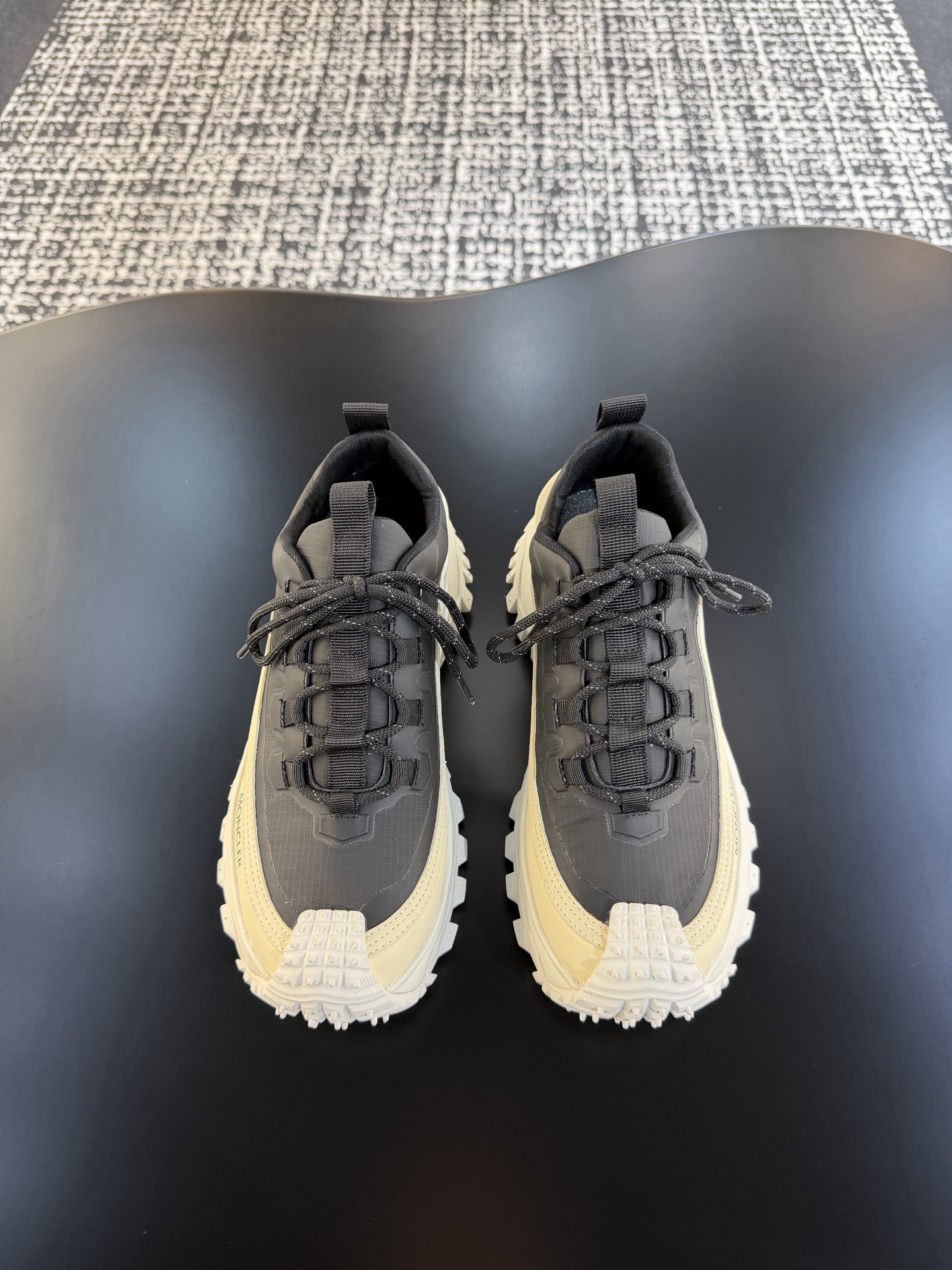 NO:756348,Meng*’s new ultra-light outsole is comfortable on the feet, 38-44,19860909蒙*新款 超轻大底 上脚舒适,38-44,,Men's shoes