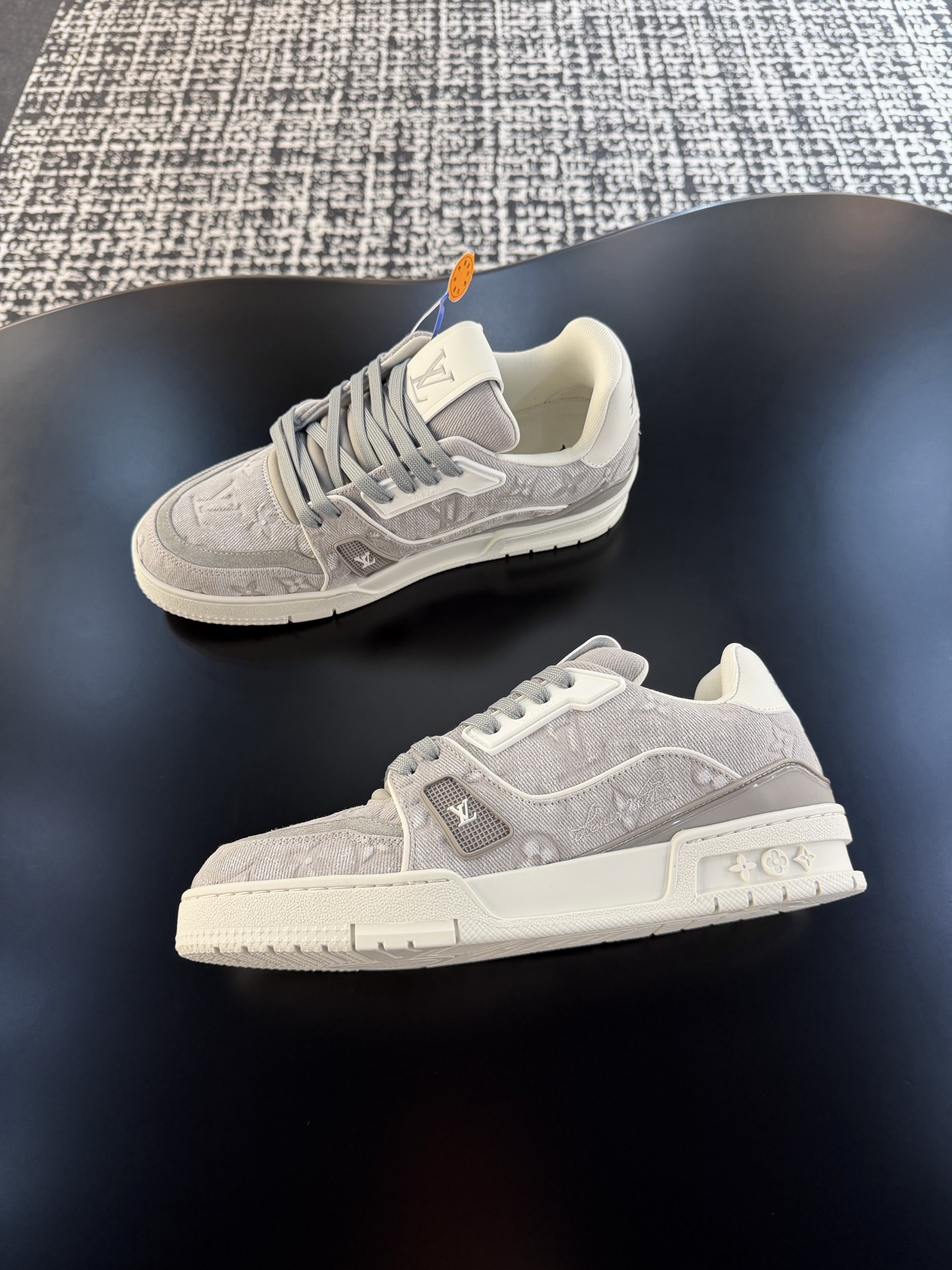 Кроссовки Louis Vuitton Trainer