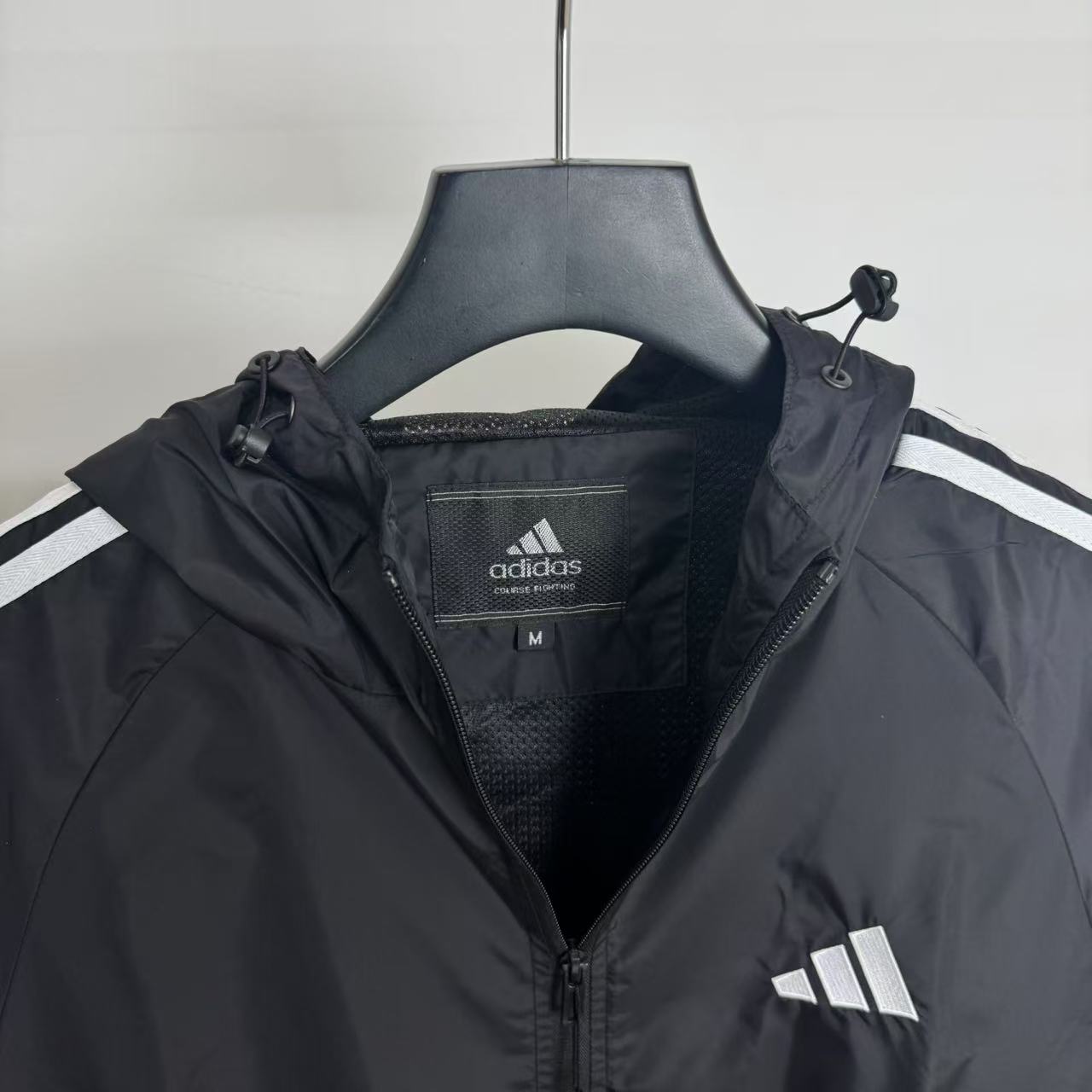 Adidas BAS Series Classic Embroidered Three-Stripe Lightweight Windbreaker Jacket 5 i1740036341879 731 0 3