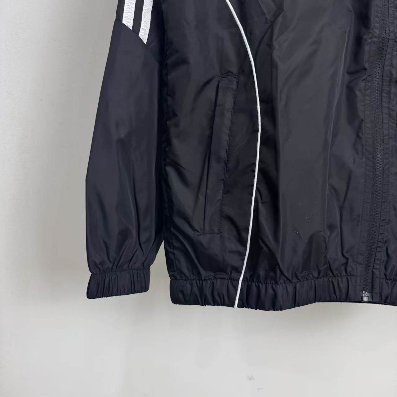 Adidas BAS Series Classic Embroidered Three-Stripe Lightweight Windbreaker Jacket 8 i1740036341879 7624 0 6