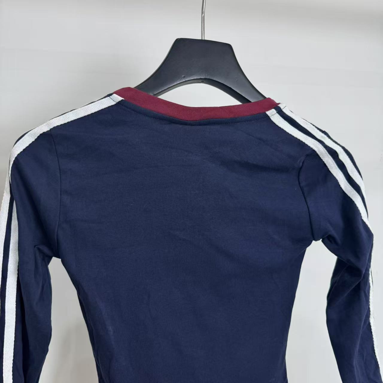 Adidas Summer T-shirt: Heavy Embroidery, Pure Cotton, Blue Color, Inspiring Brand Values - 图片 8