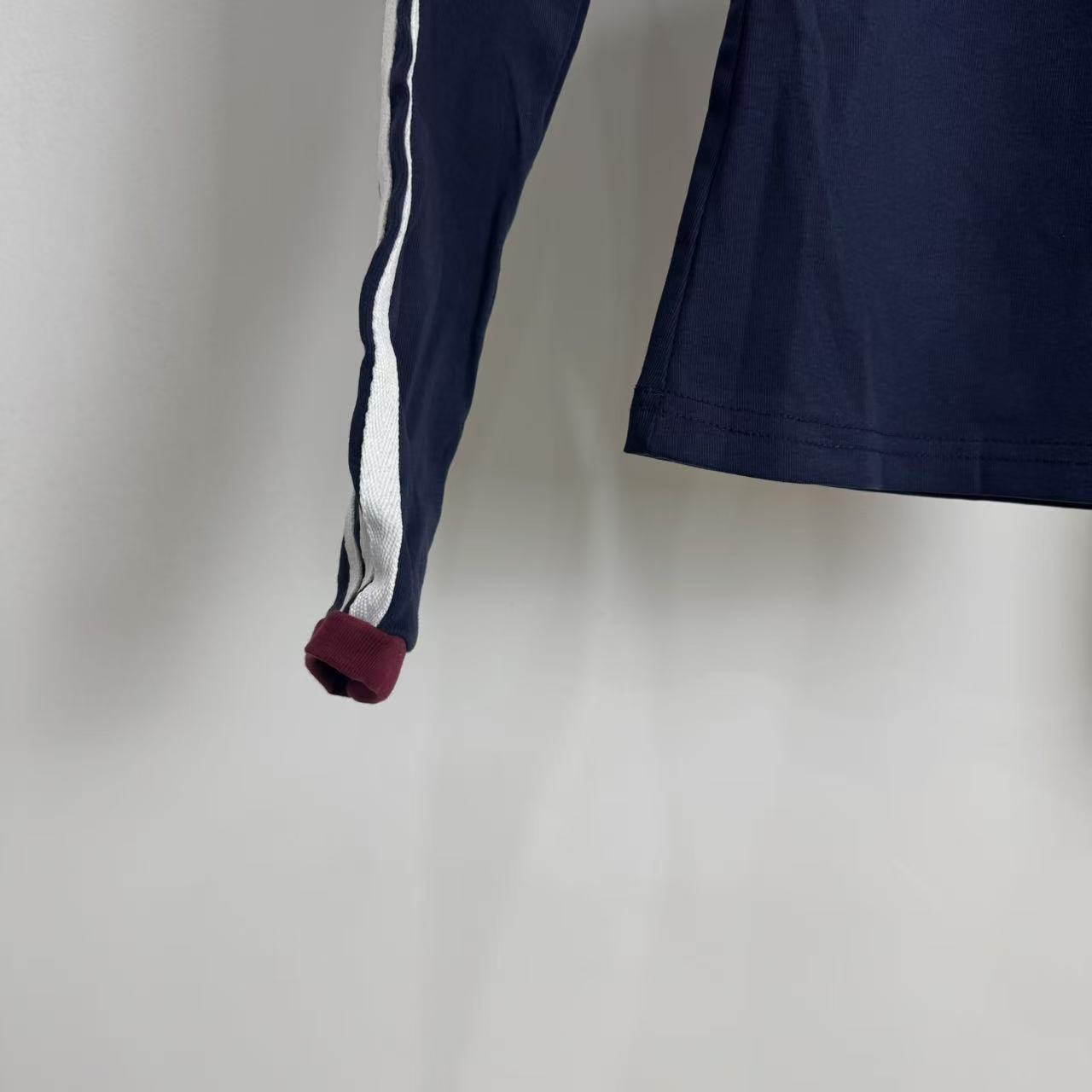 Adidas Summer T-shirt: Heavy Embroidery, Pure Cotton, Blue Color, Inspiring Brand Values - 图片 4