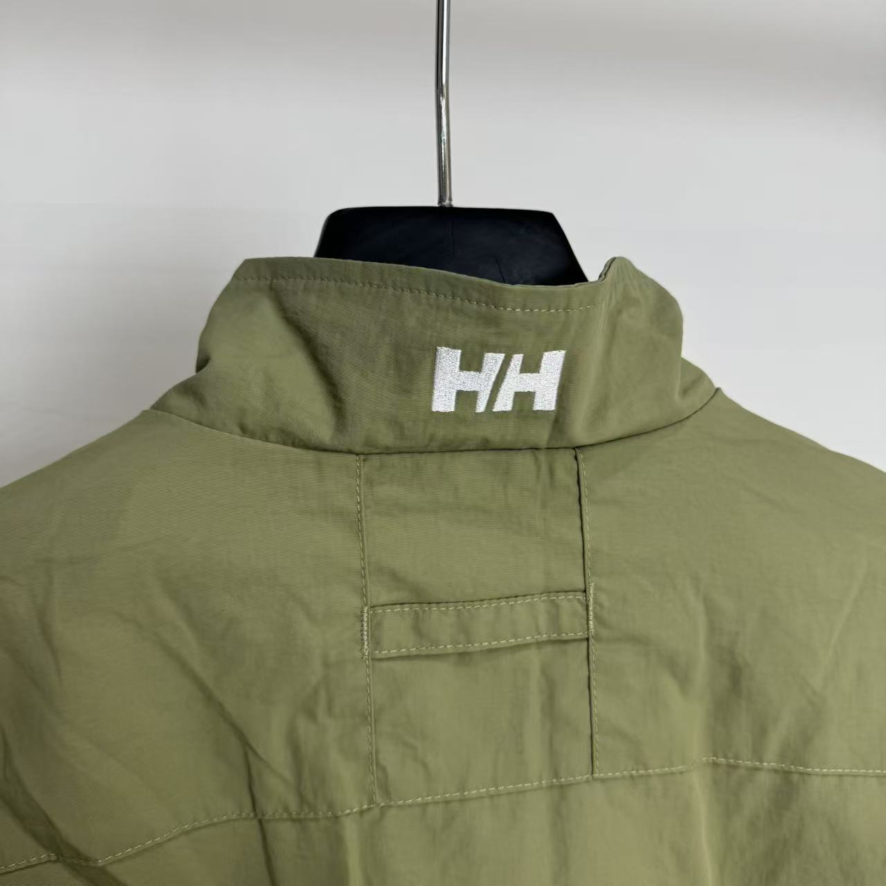Helly Hansen Embroidered Stand Collar Jacket, Windproof & Stylish 8 i1740039614105 2442 0 6