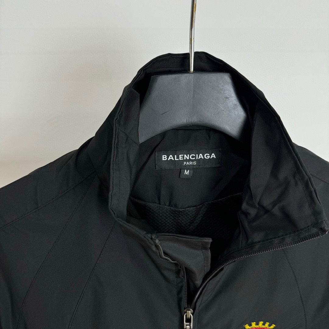 Balenciaga Paris BLCG 24SS United Football Jacket: High-Quality, All-Fruit Fabric, Custom Zipping, Unisex, Black, Various Sizes - 图片 4