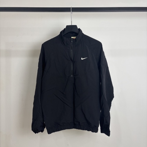 Veste Coupe-Vent Nike x Stussy - Collaboration Classique, Nylon Technique Noir 1 Veste Coupe-Vent Nike x Stussy - Collaboration Classique, Nylon Technique Noir