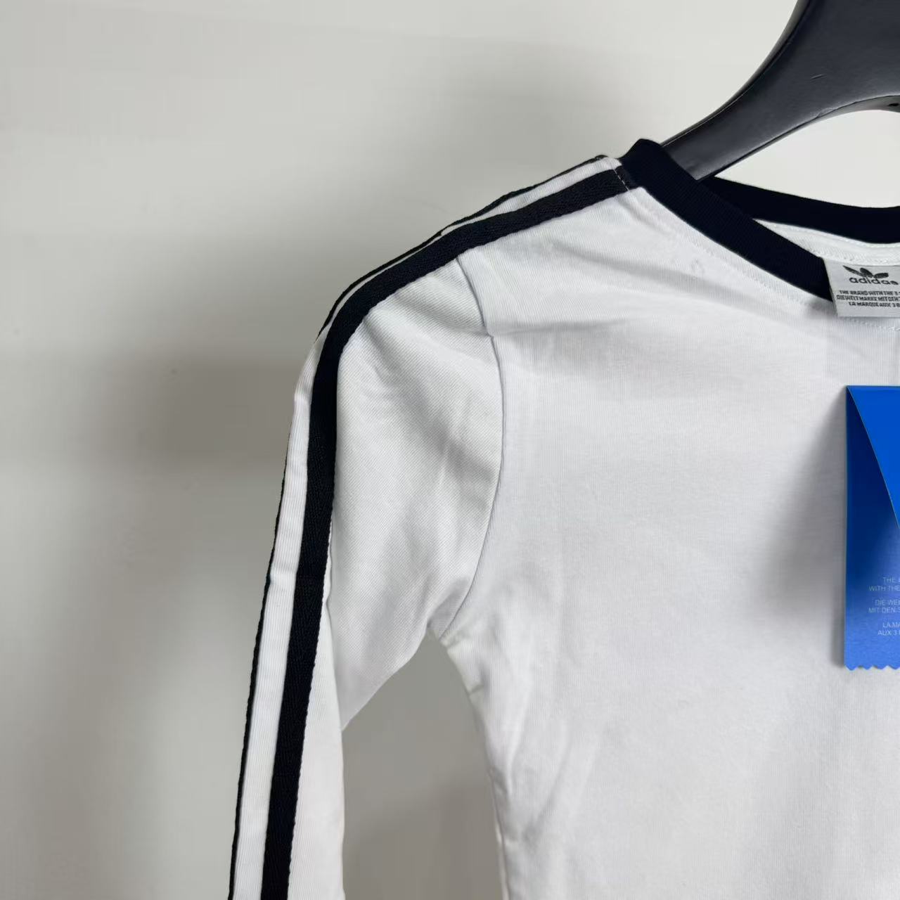 Adidas Trefoil Long Sleeve T-Shirt - Embroidered Summer Essential 5 i1740065156248 9379 0 3