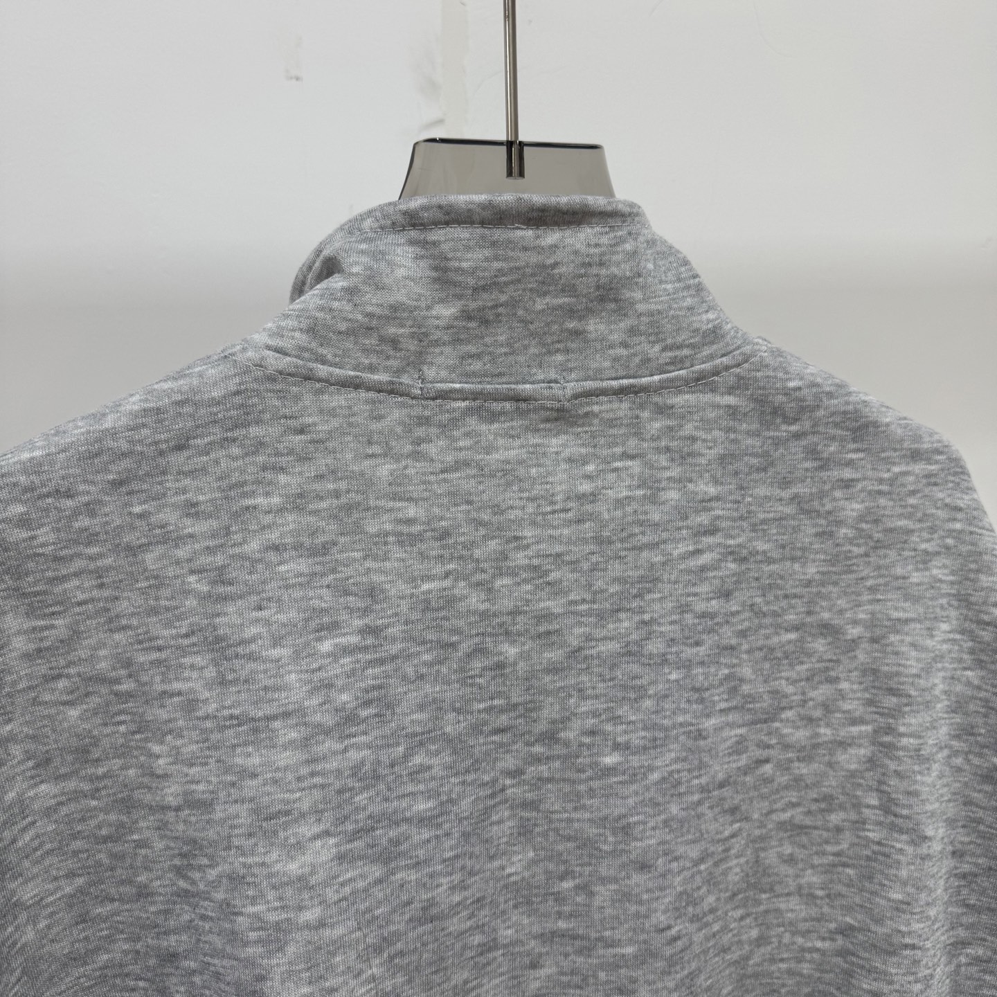 Adidas Clothing Collection Overview: Affordable Prices, Classic Styles, Quality Details, Brand Values. - 图片 7