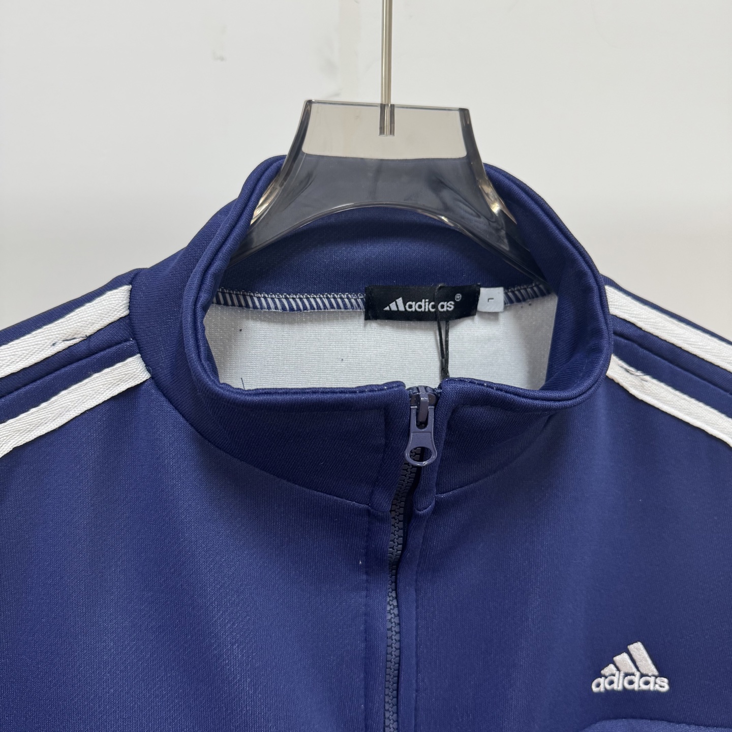 Adidas Clothing Collection Overview: Affordable Prices, Premium Quality, Classic Designs. - 图片 5