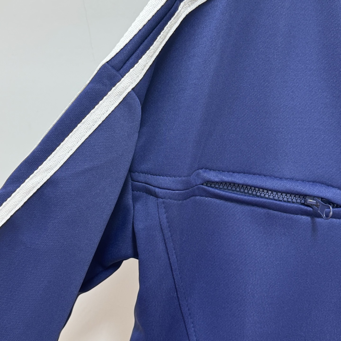 Adidas Clothing Collection Overview: Affordable Prices, Premium Quality, Classic Designs. - 图片 7