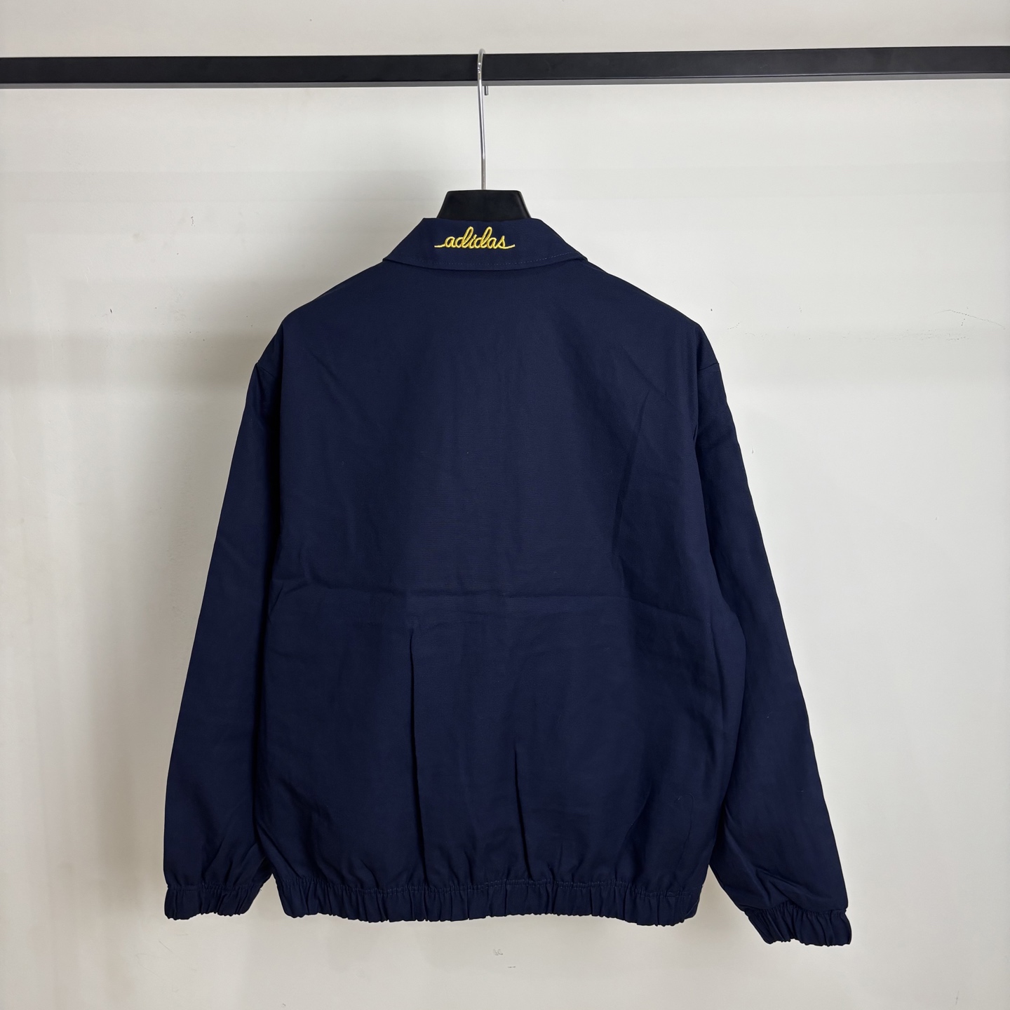 Adidas Apparel Description and Brand Values Summary - 图片 2